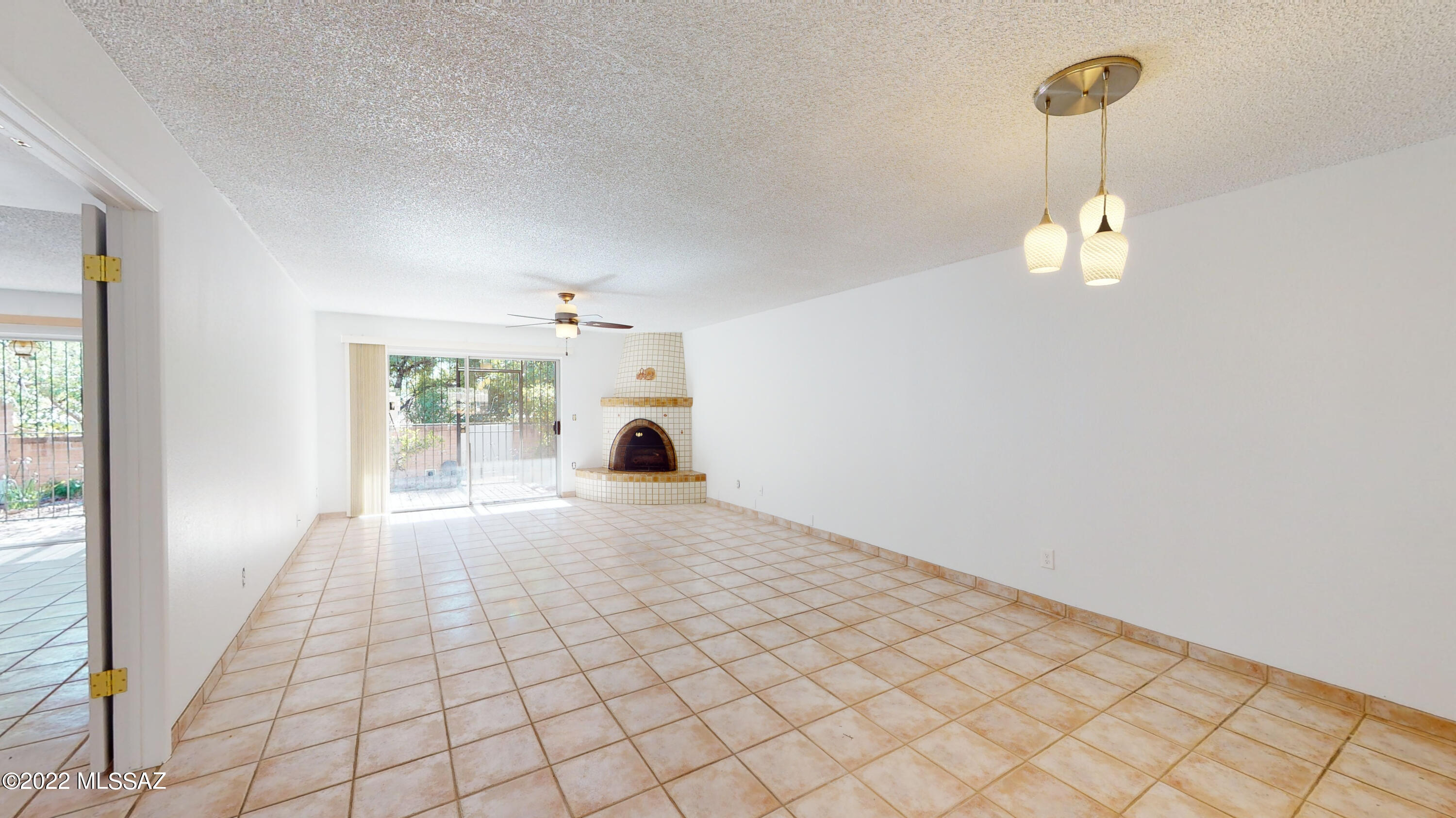 Tierra Serena Townhouses (1-117) - Residential Lease
