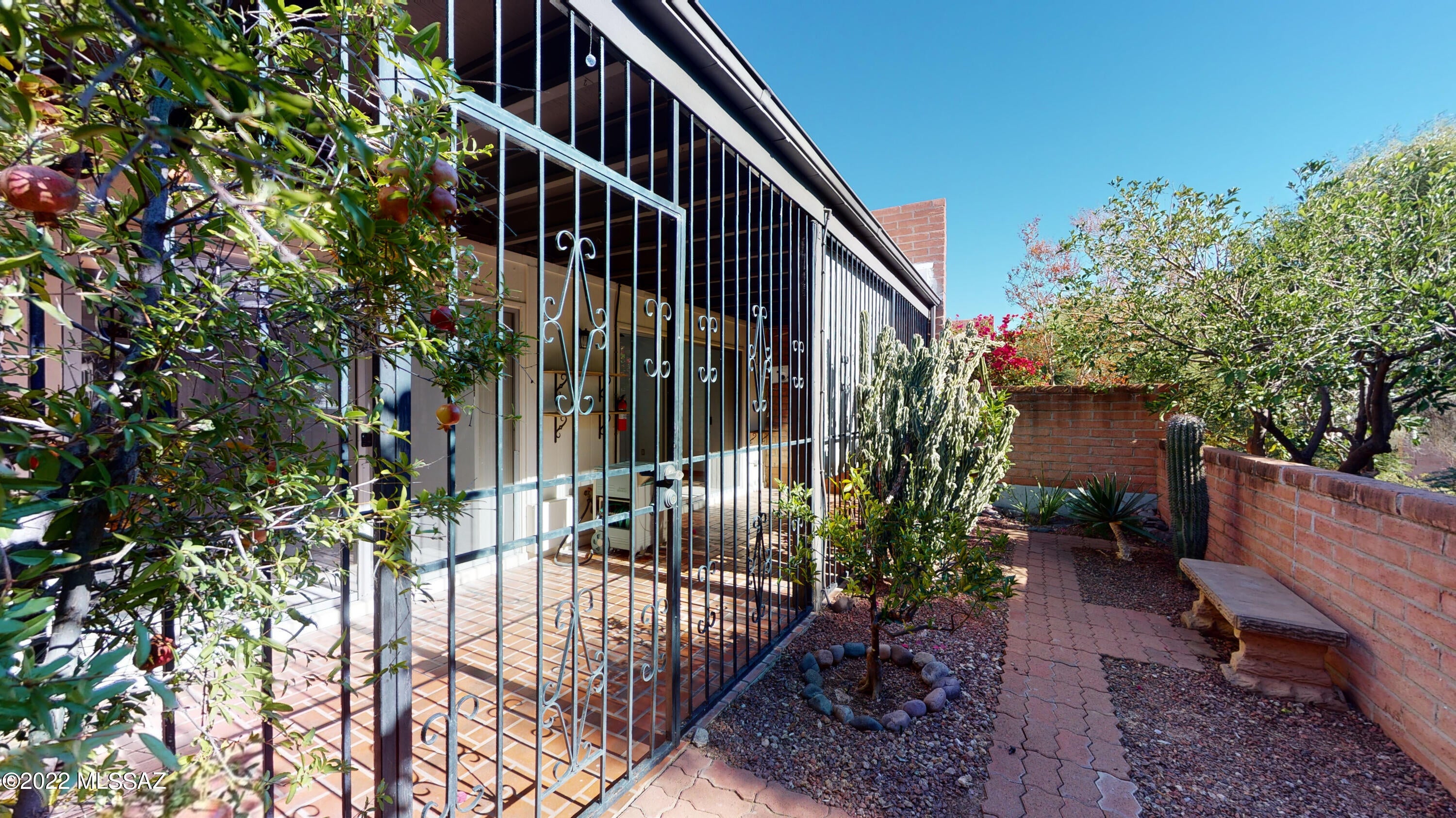 Tierra Serena Townhouses (1-117) - Residential Lease
