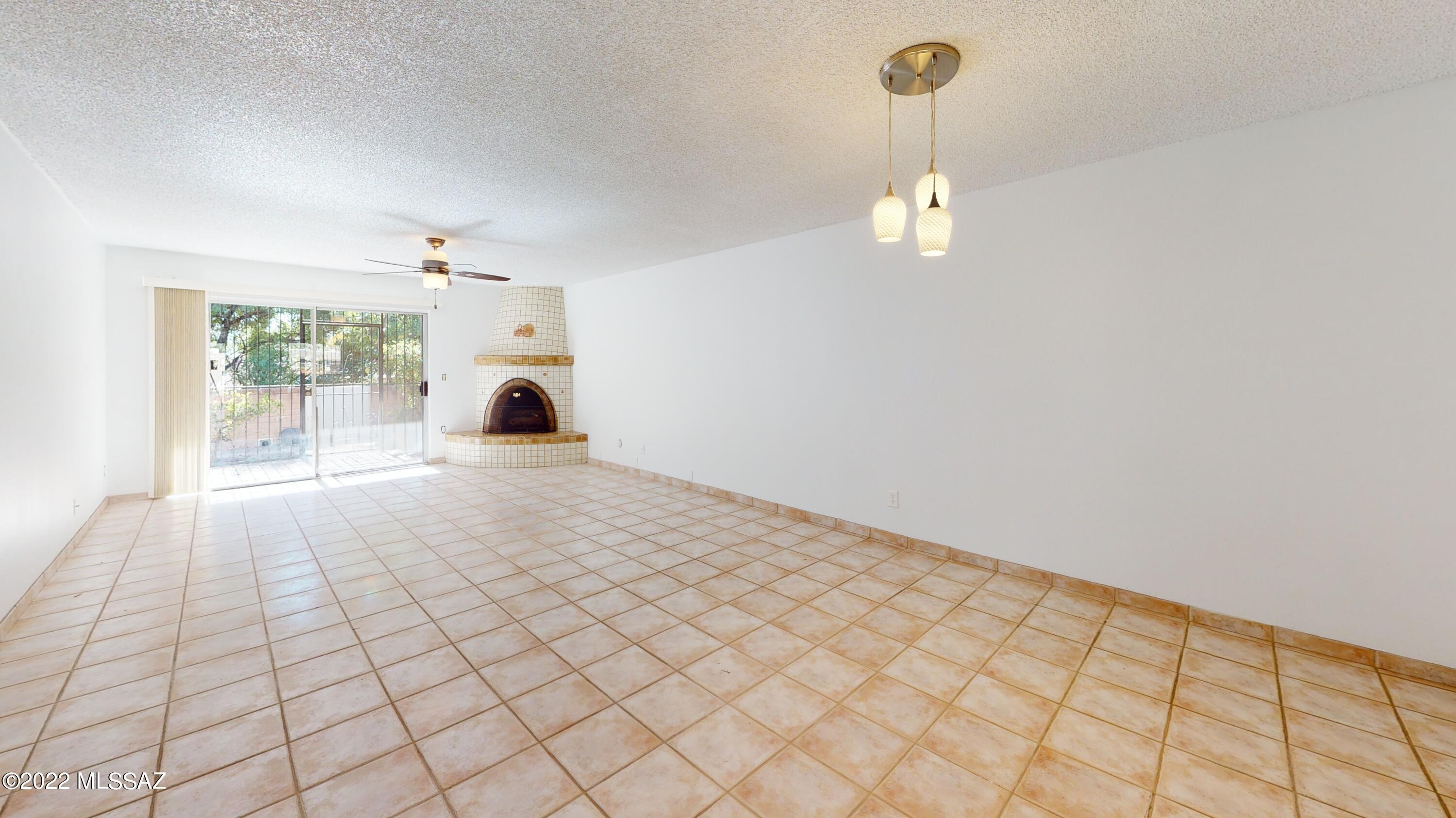 Tierra Serena Townhouses (1-117) - Residential Lease