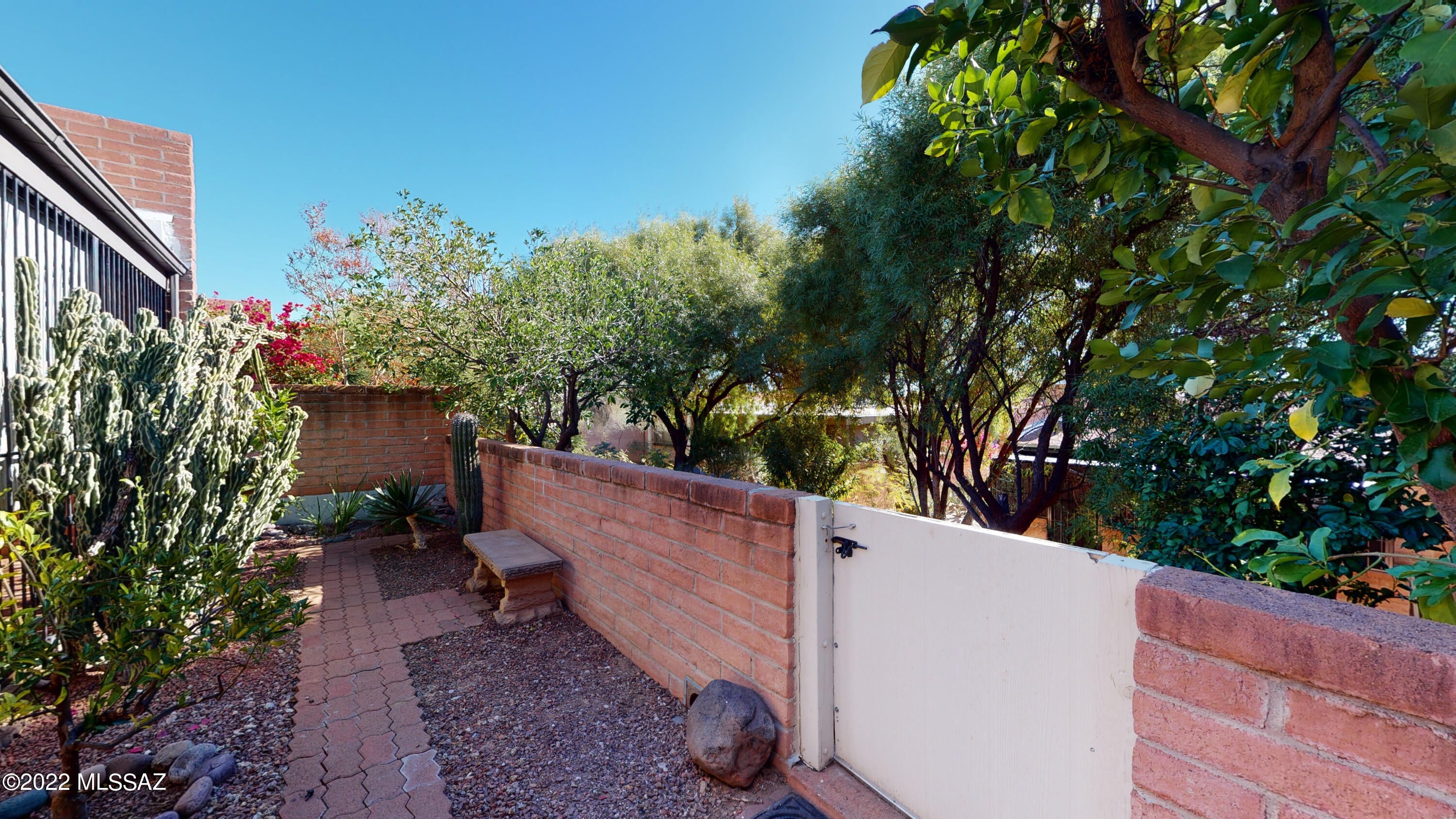 Tierra Serena Townhouses (1-117) - Residential Lease