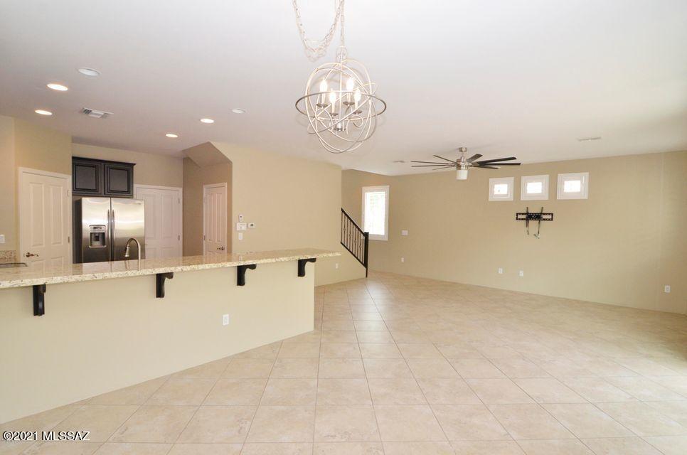 Beverly Terrace (1-18) - Residential Lease