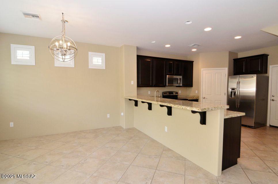Beverly Terrace (1-18) - Residential Lease
