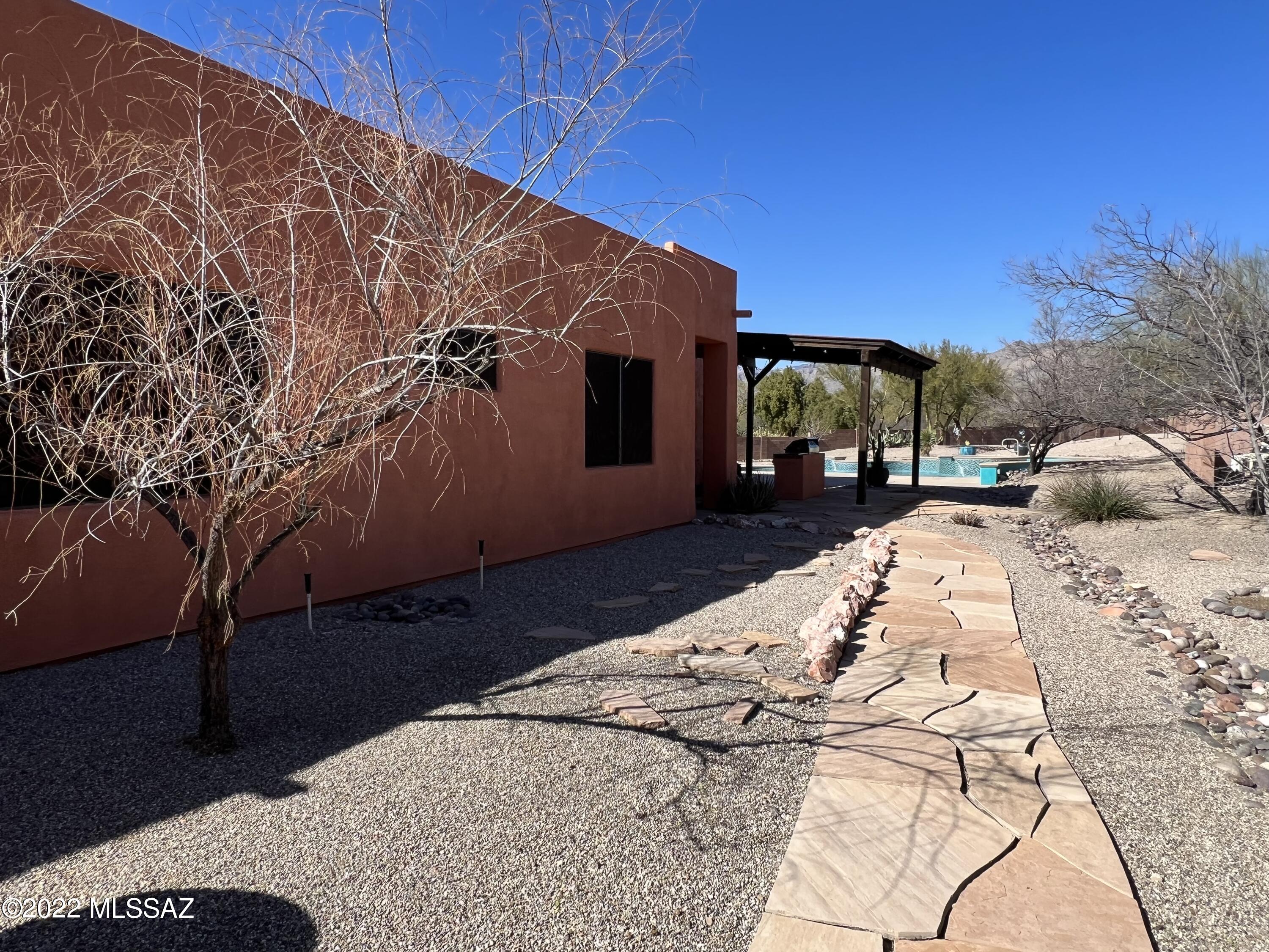 Outpost Estates (1-12) - Residential