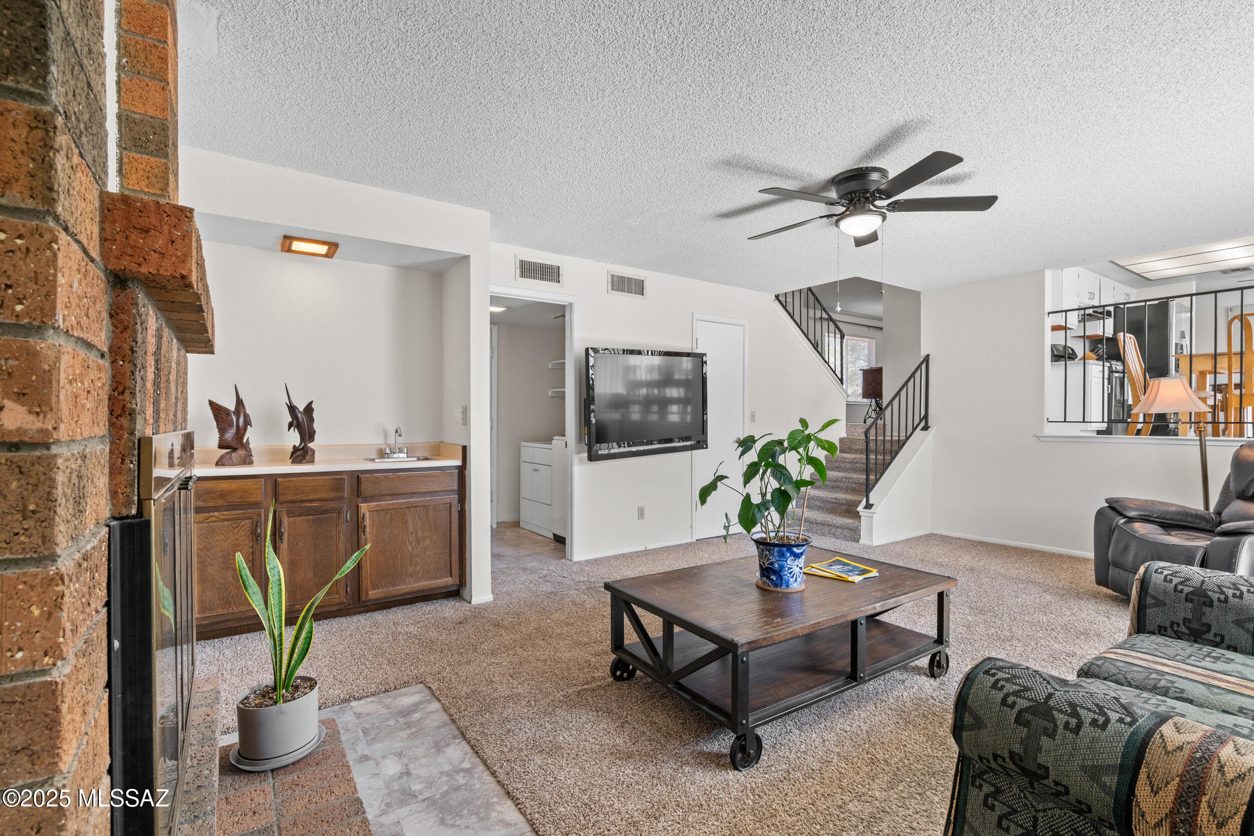 Mission West (1-370) - Residential