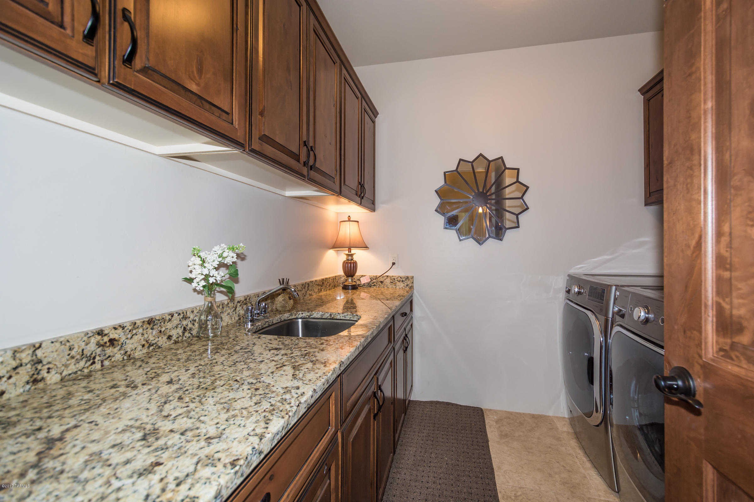 Canada Del Oro Estates - Residential