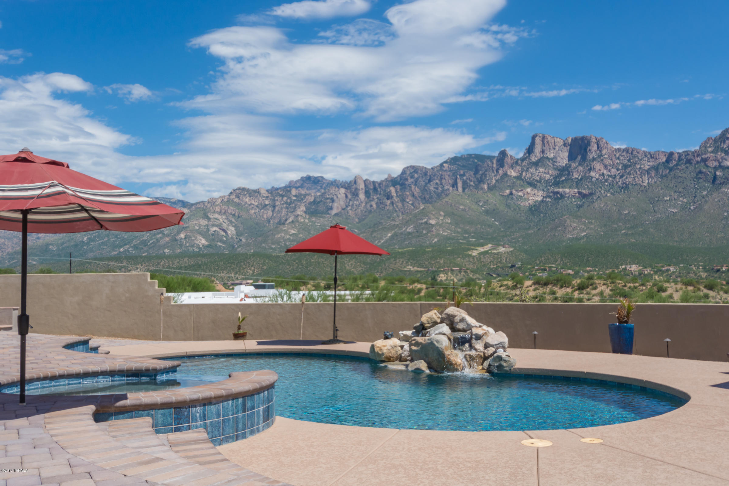 Canada Del Oro Estates - Residential