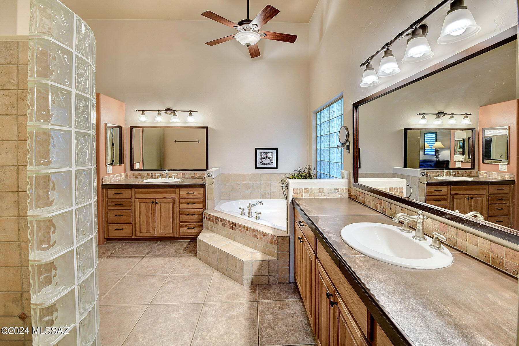San Ignacio Heights Resub (1,2, 157-165) - Residential