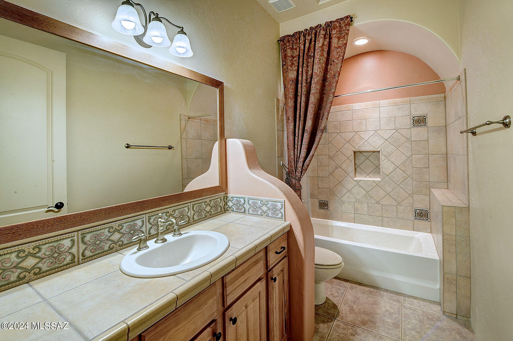 San Ignacio Heights Resub (1,2, 157-165) - Residential