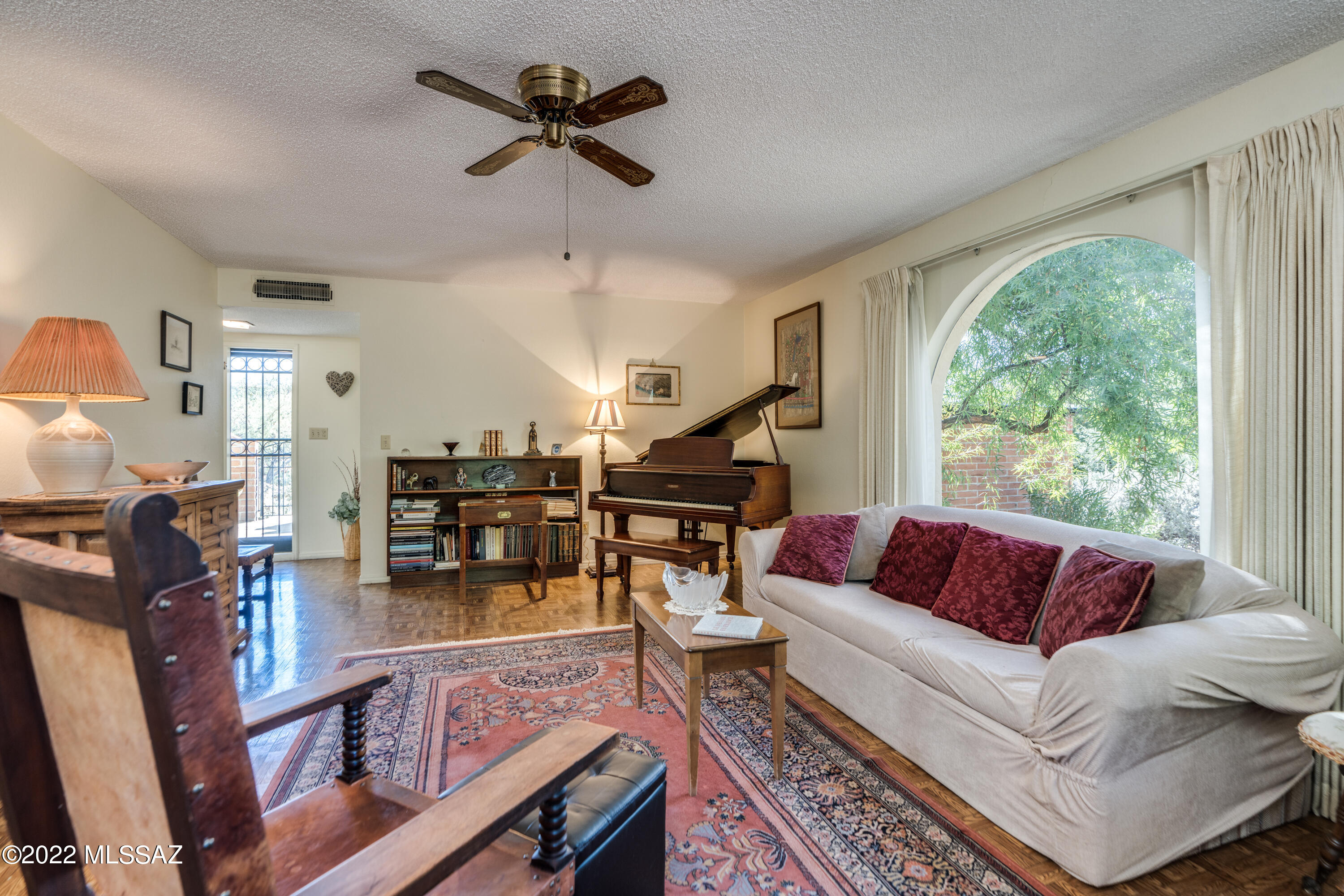Catalina Pueblo (1-34) - Residential