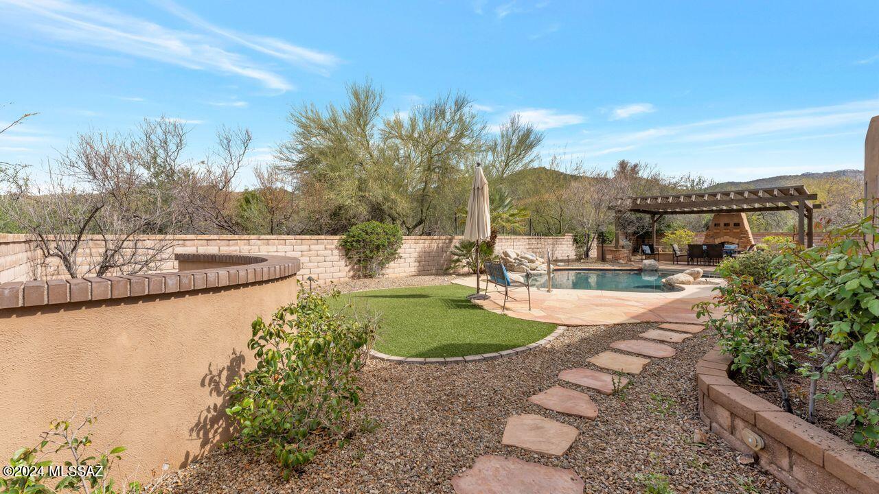Dos Lagos at Dove Mountain (1-91) - Residential