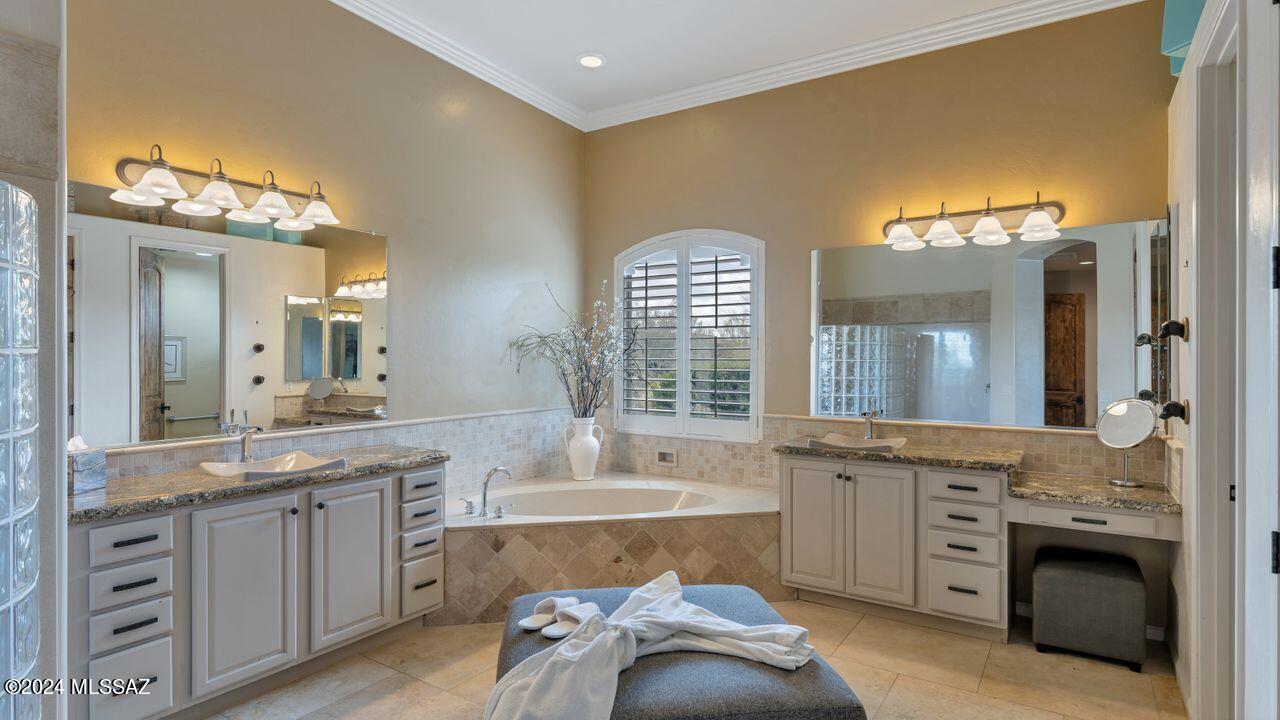 Dos Lagos at Dove Mountain (1-91) - Residential