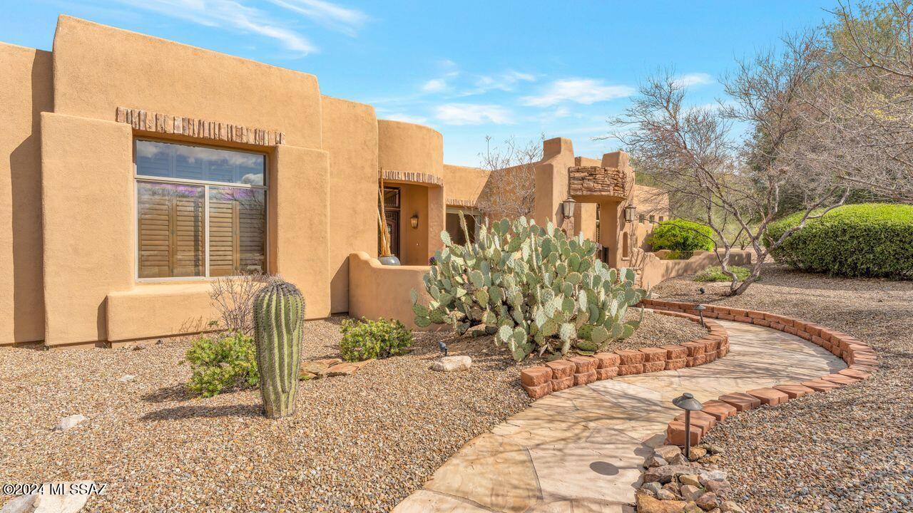 Dos Lagos at Dove Mountain (1-91) - Residential