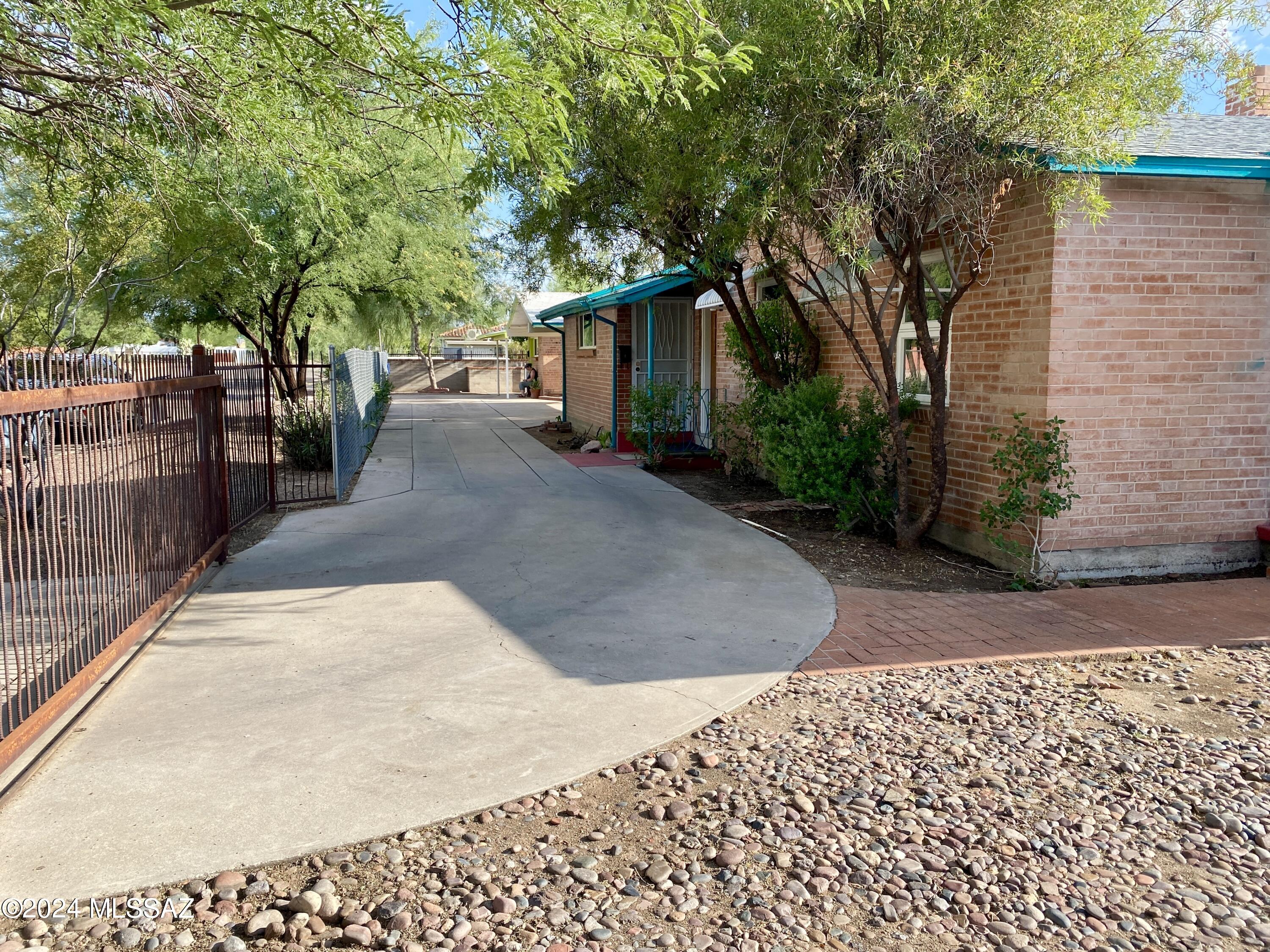 Jefferson Park - Residential