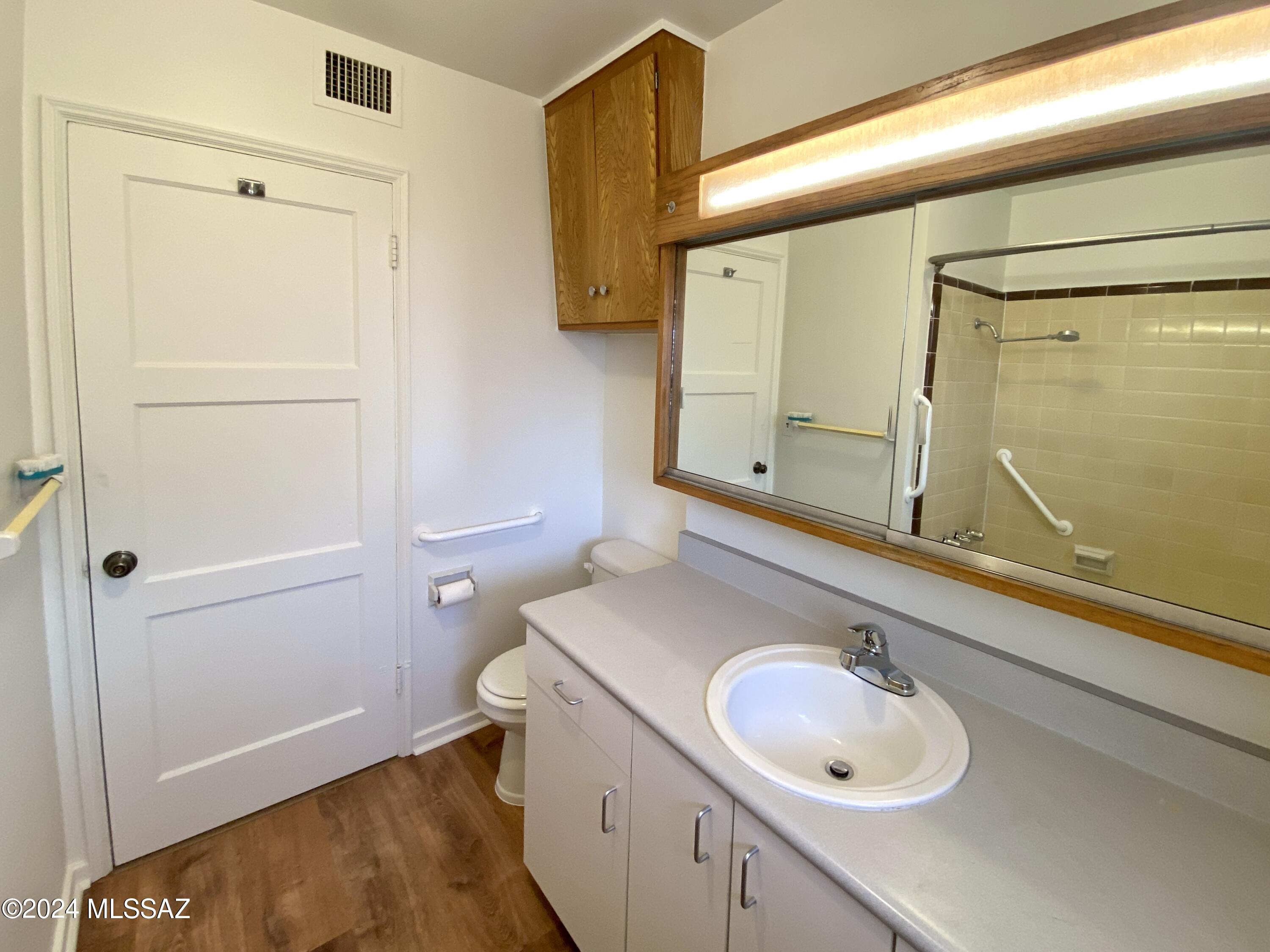 Jefferson Park - Residential