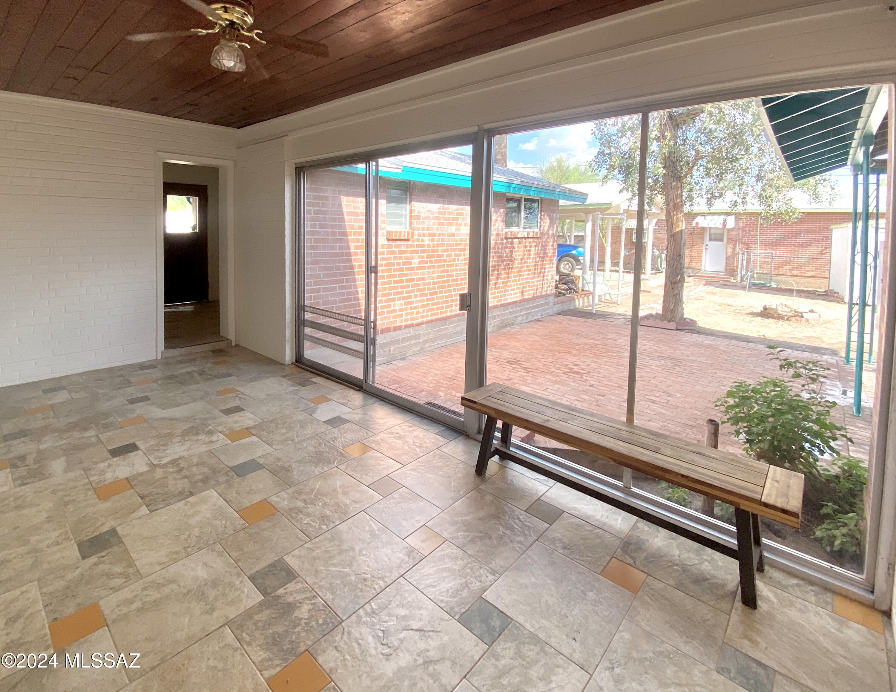 Jefferson Park - Residential