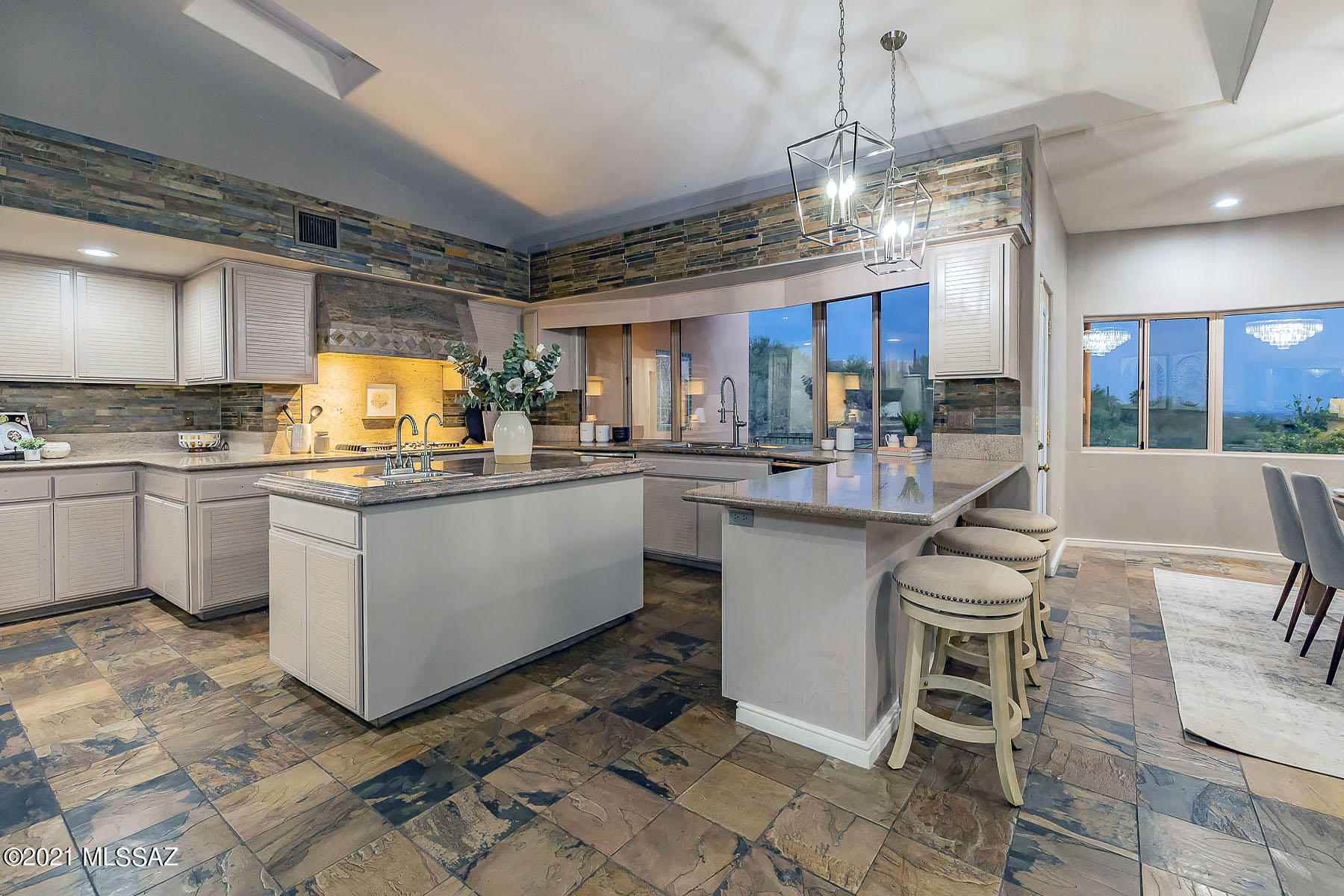 Catalina Foothills Est. NO. 10 (73-90, 119, 121, 123, 127-146) - Residential