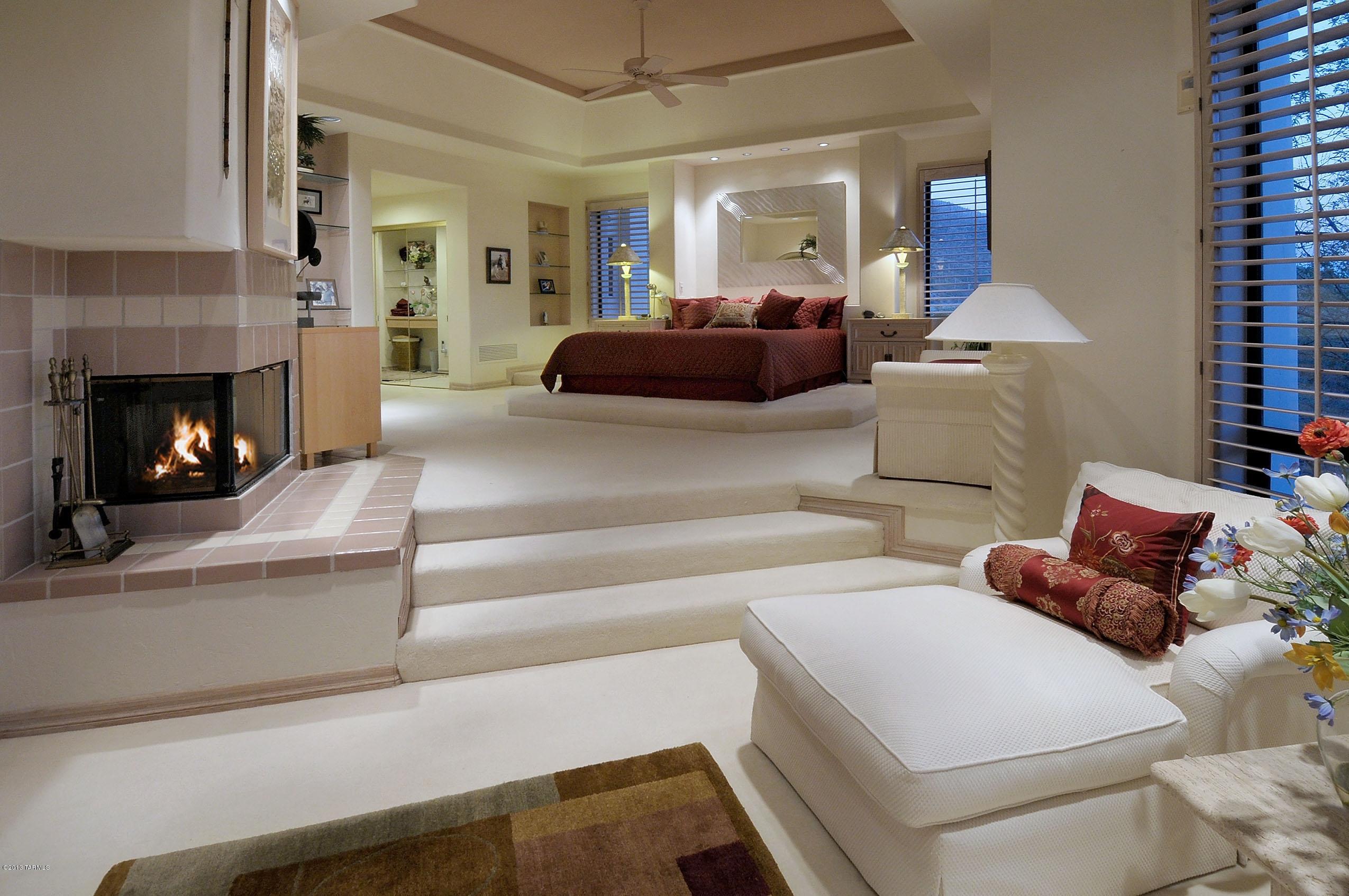 Finisterra (1-210) - Residential
