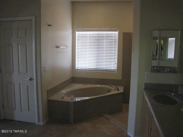 Rincon Trails (1-505) - Residential Lease