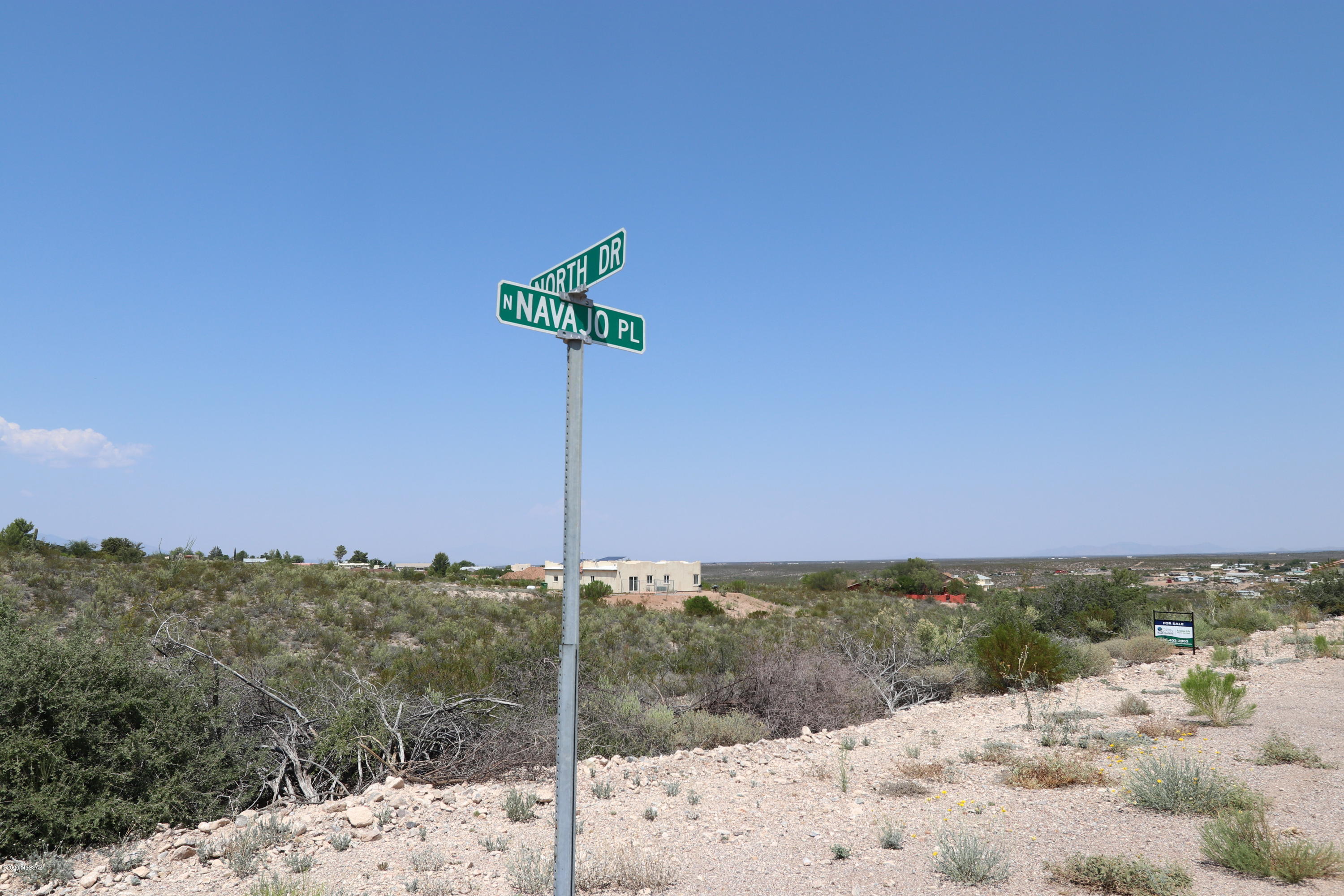 Single Family lot in Tombstone, AZ. City water makes this great for investors or a single family home site. There is always lots of action going on in Tombstone. Tombstone is in Cochise County. Tombstone has a mild climate. Nearby towns are Benson AZ , Bisbee AZ, and Sierra Vista AZ. About an hour's drive to Tucson, AZ. Adjacent lot available if you need more room! Owner Financing possibility.