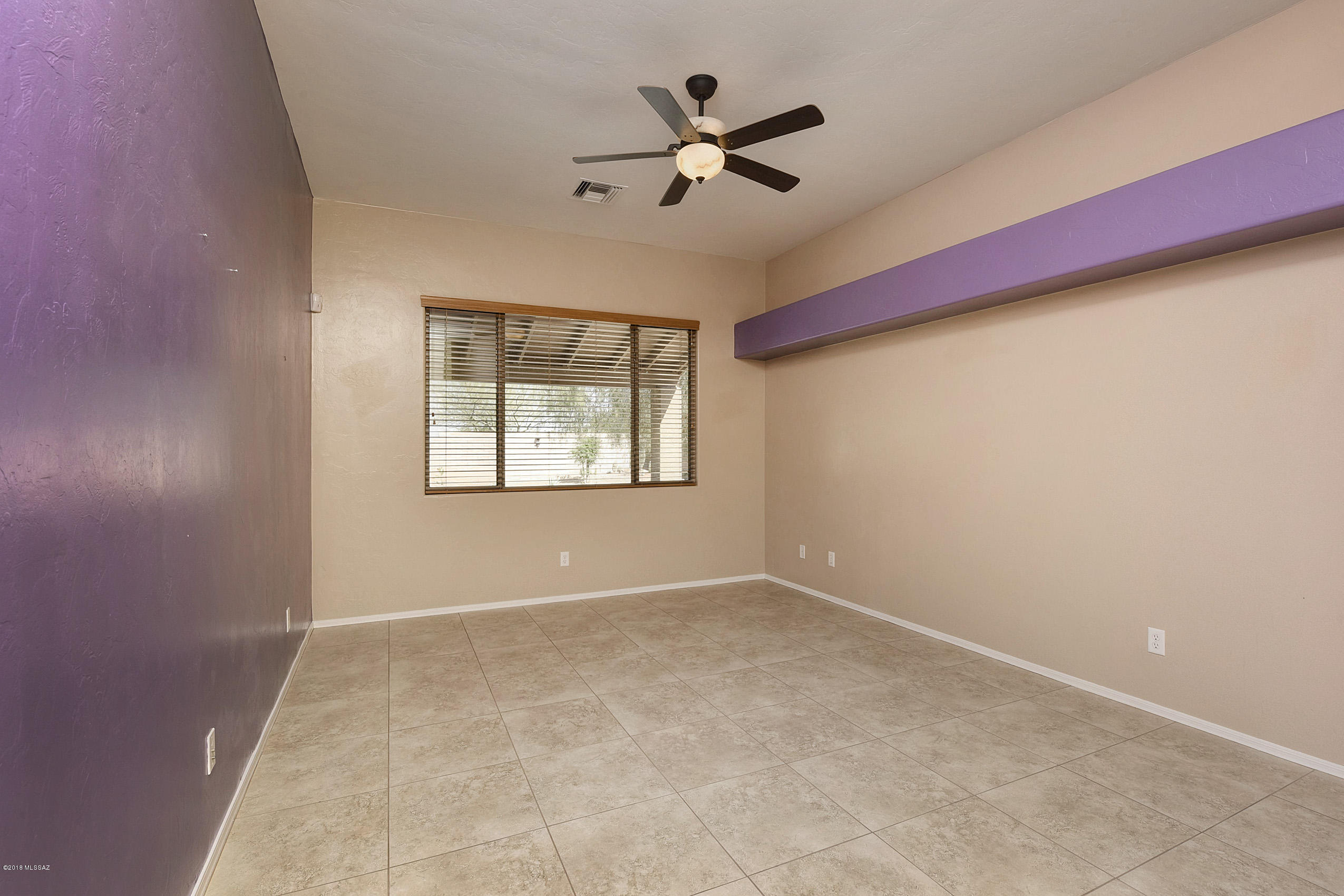 Continental Reserve Blk. 16B (1-86) - Residential