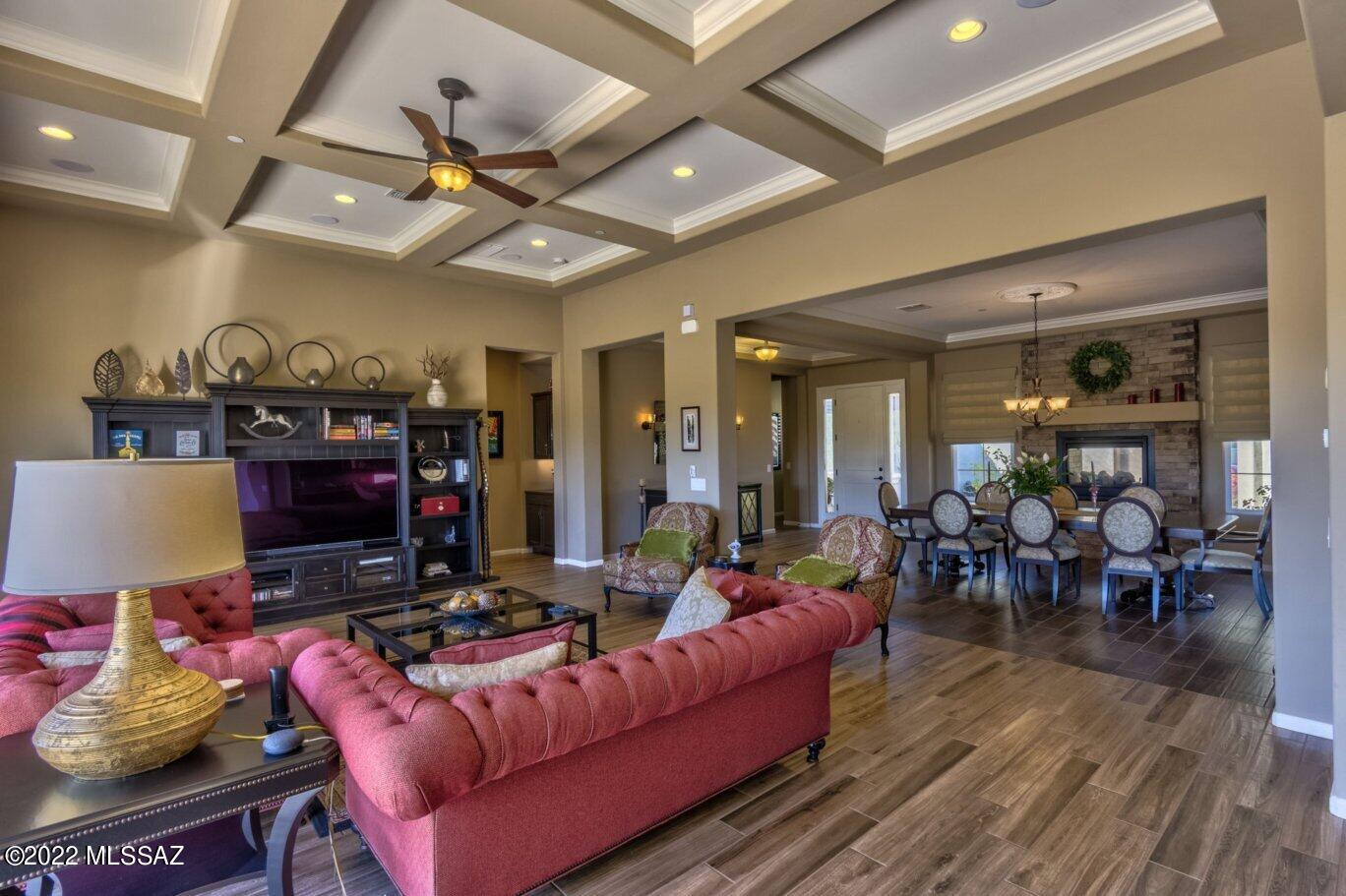 Golden Barrel Place At Dove Mountain SQ20141710079 - Residential
