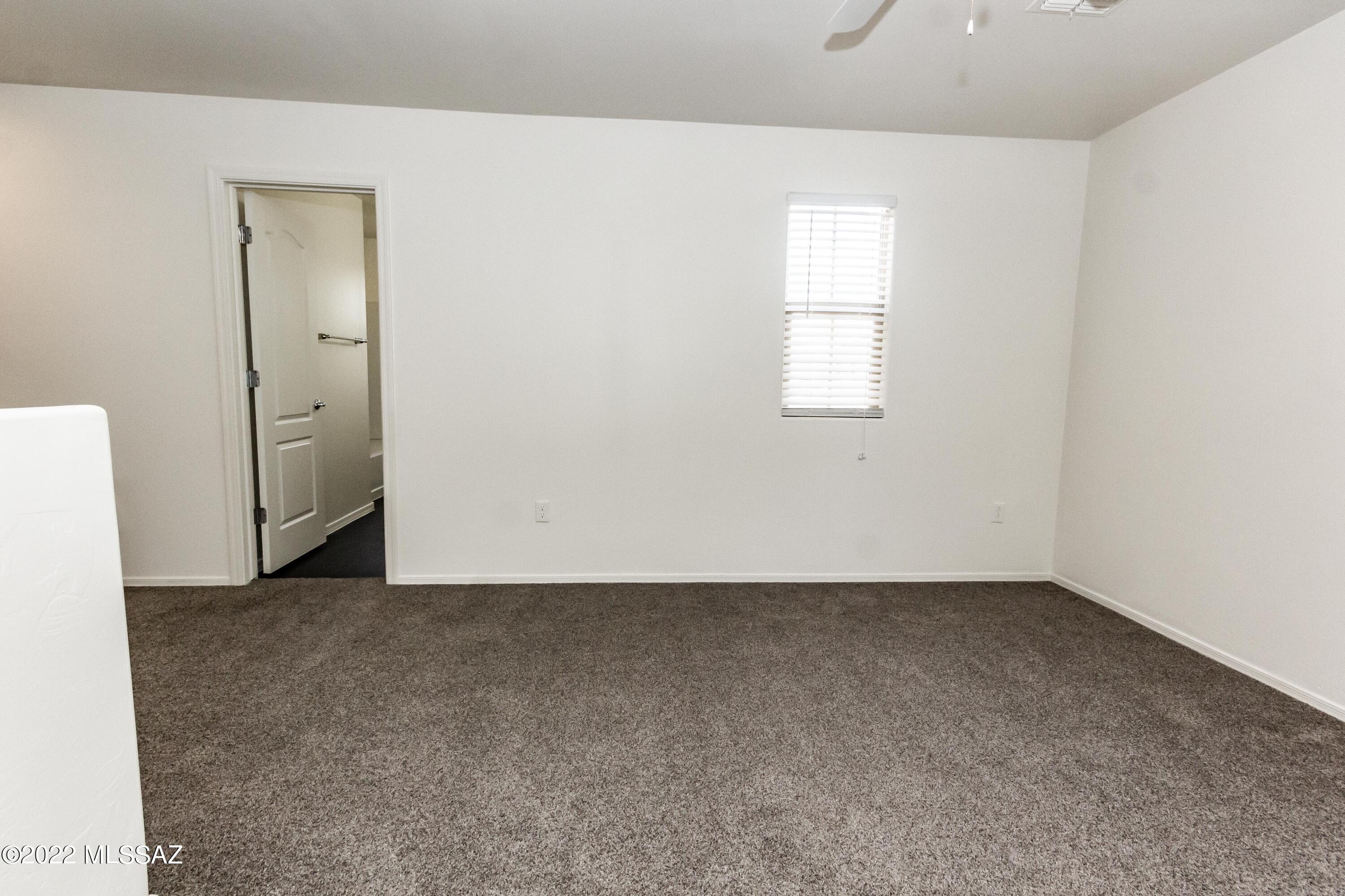 Mountain Vail Estates (136-501) - Residential Lease