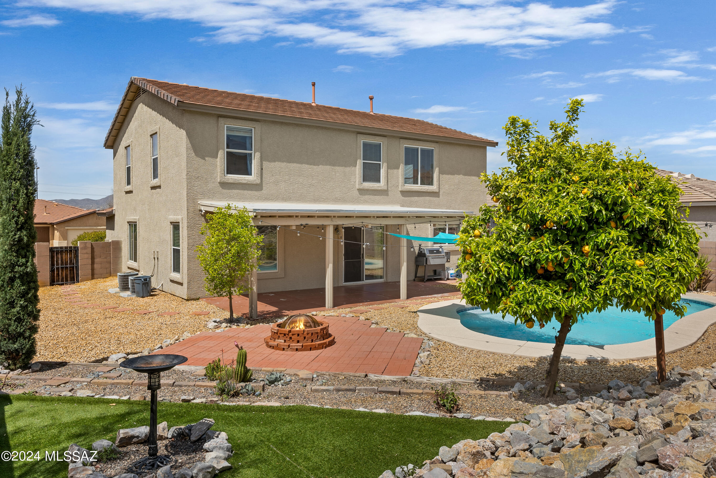 Black Horse (1-411) - Residential