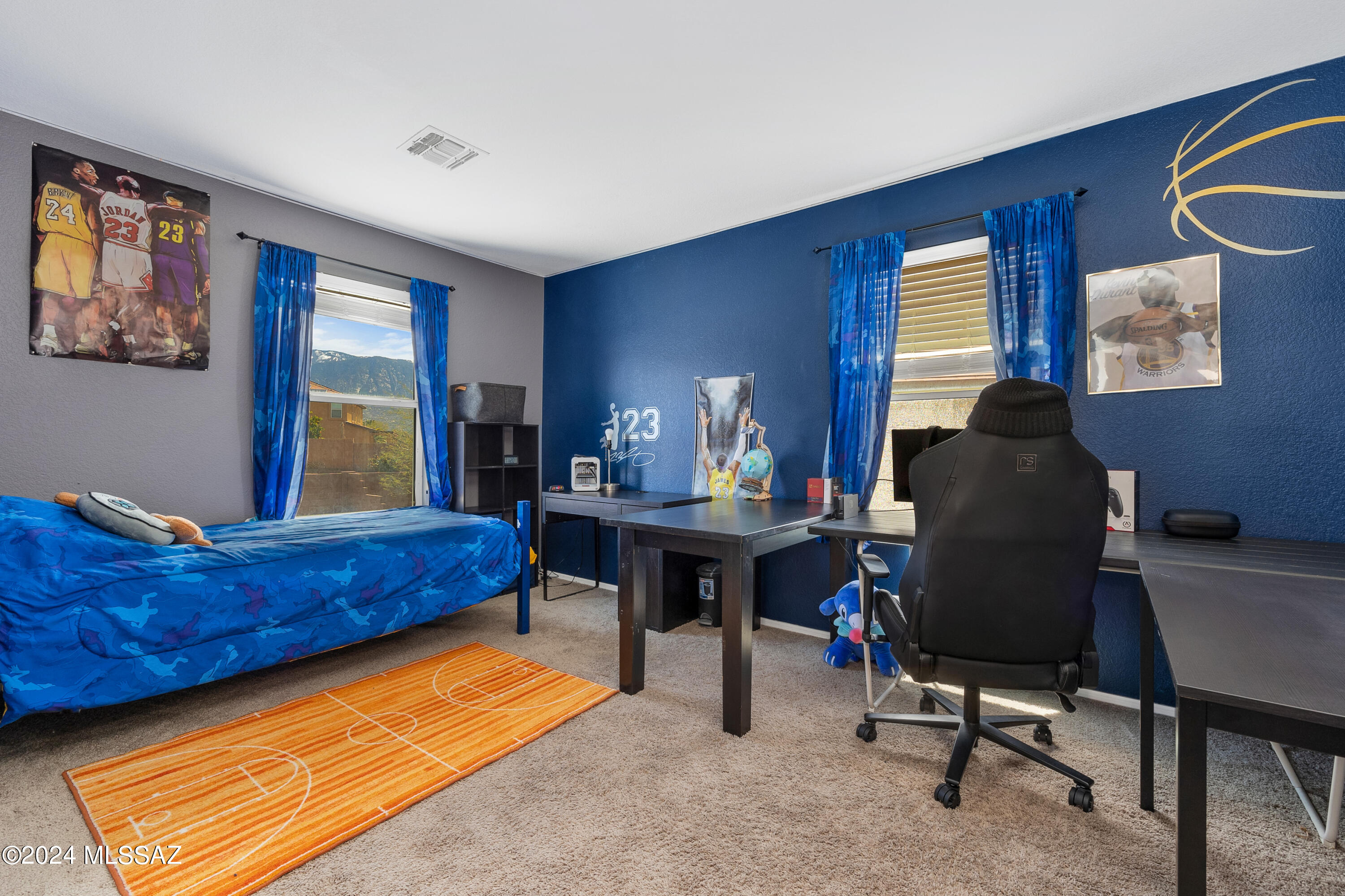 Black Horse (1-411) - Residential