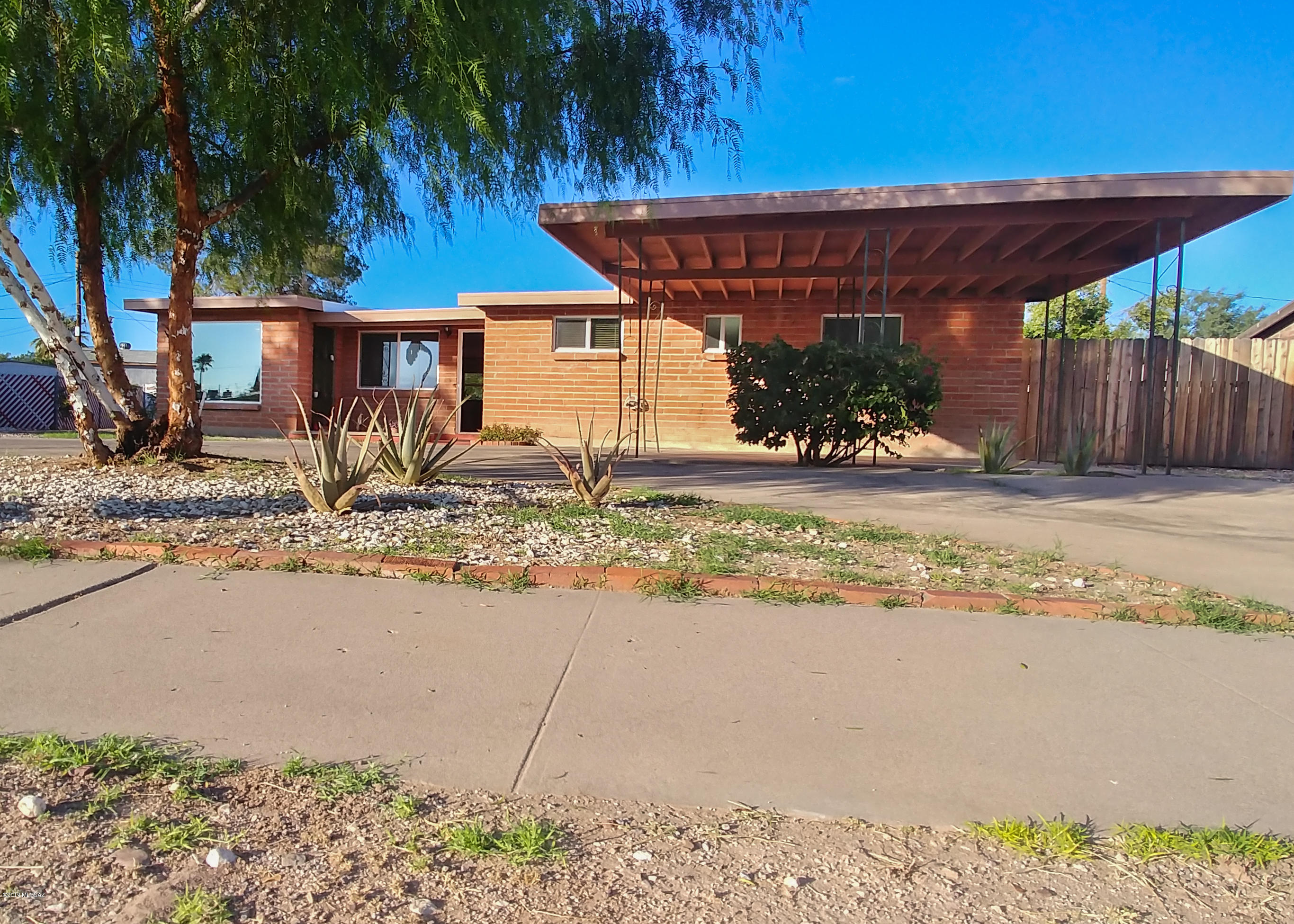 Miramonte Terr - Residential
