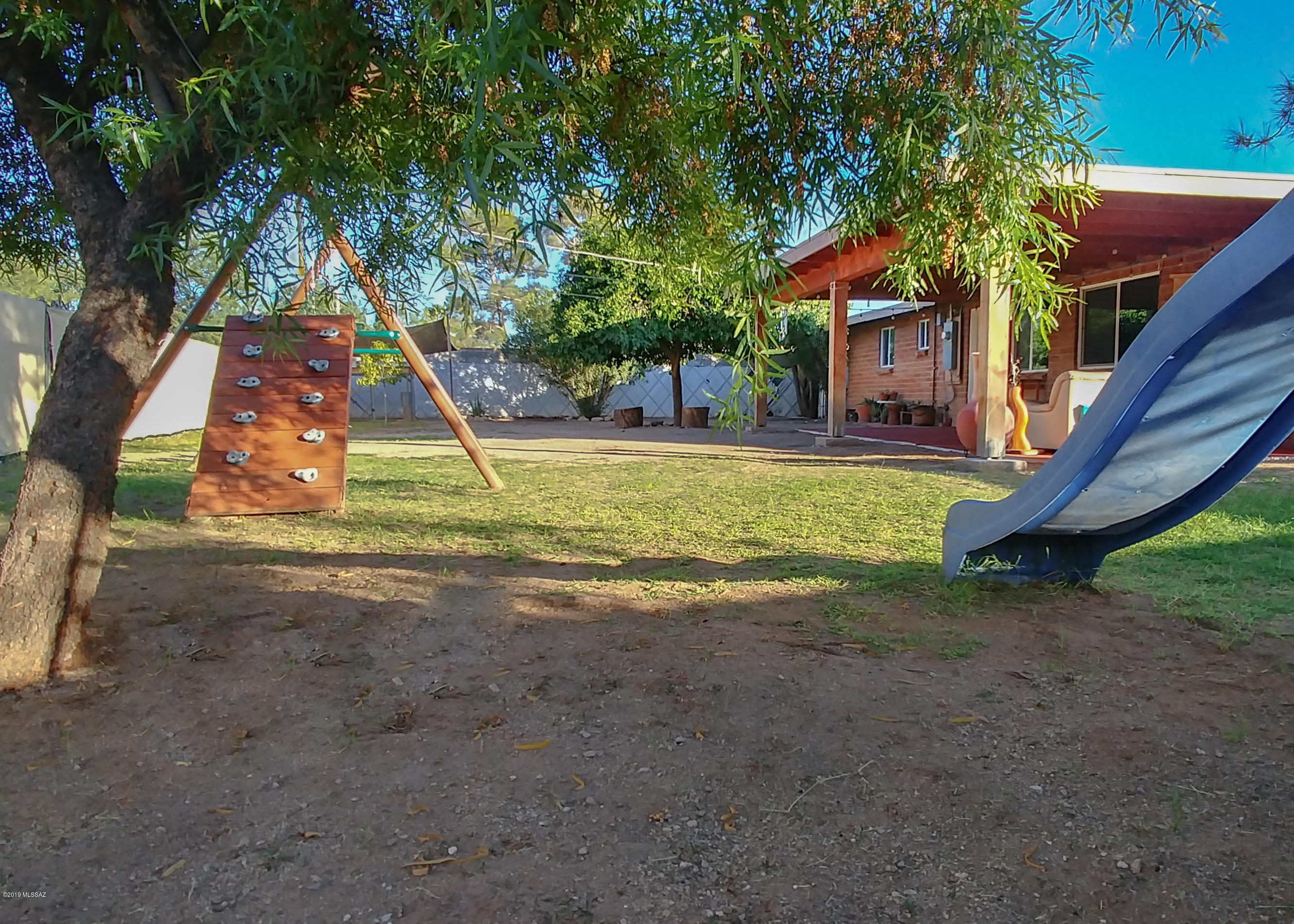 Miramonte Terr - Residential