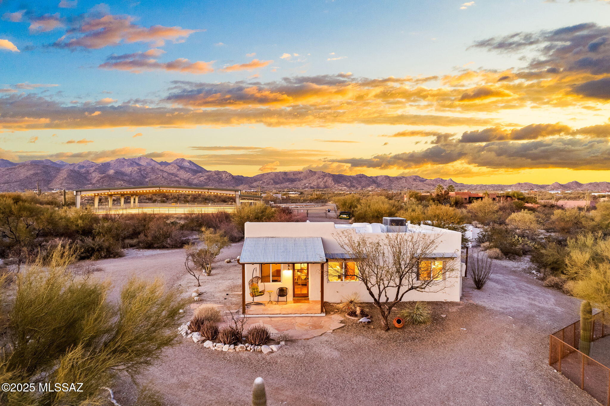 La Cholla Airpark - Residential
