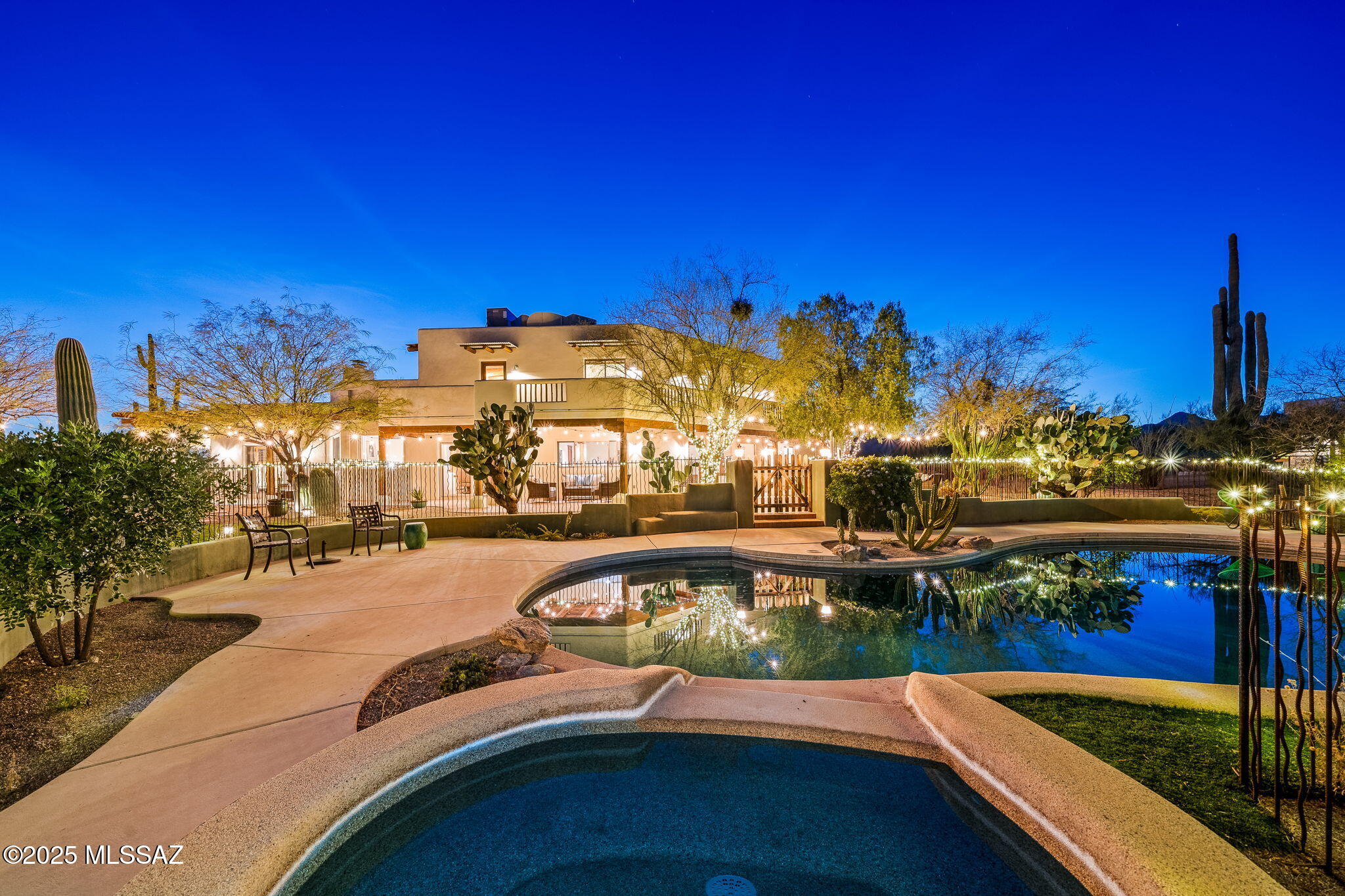La Cholla Airpark - Residential