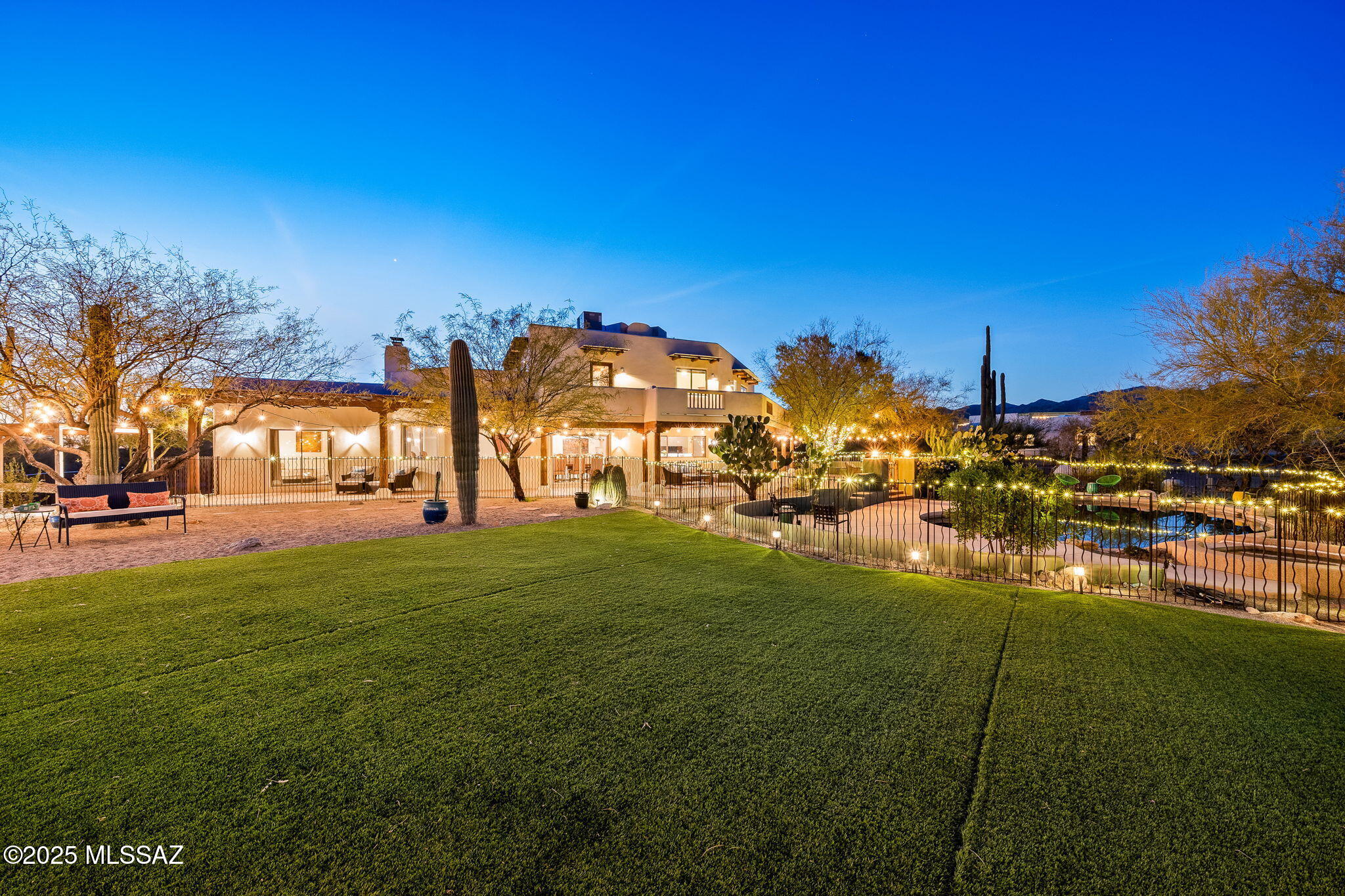 La Cholla Airpark - Residential