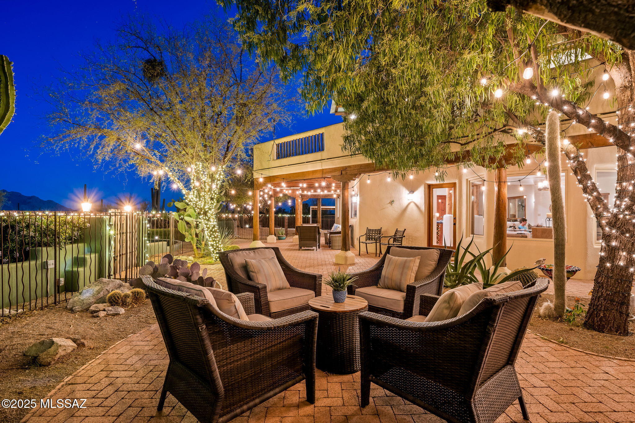 La Cholla Airpark - Residential