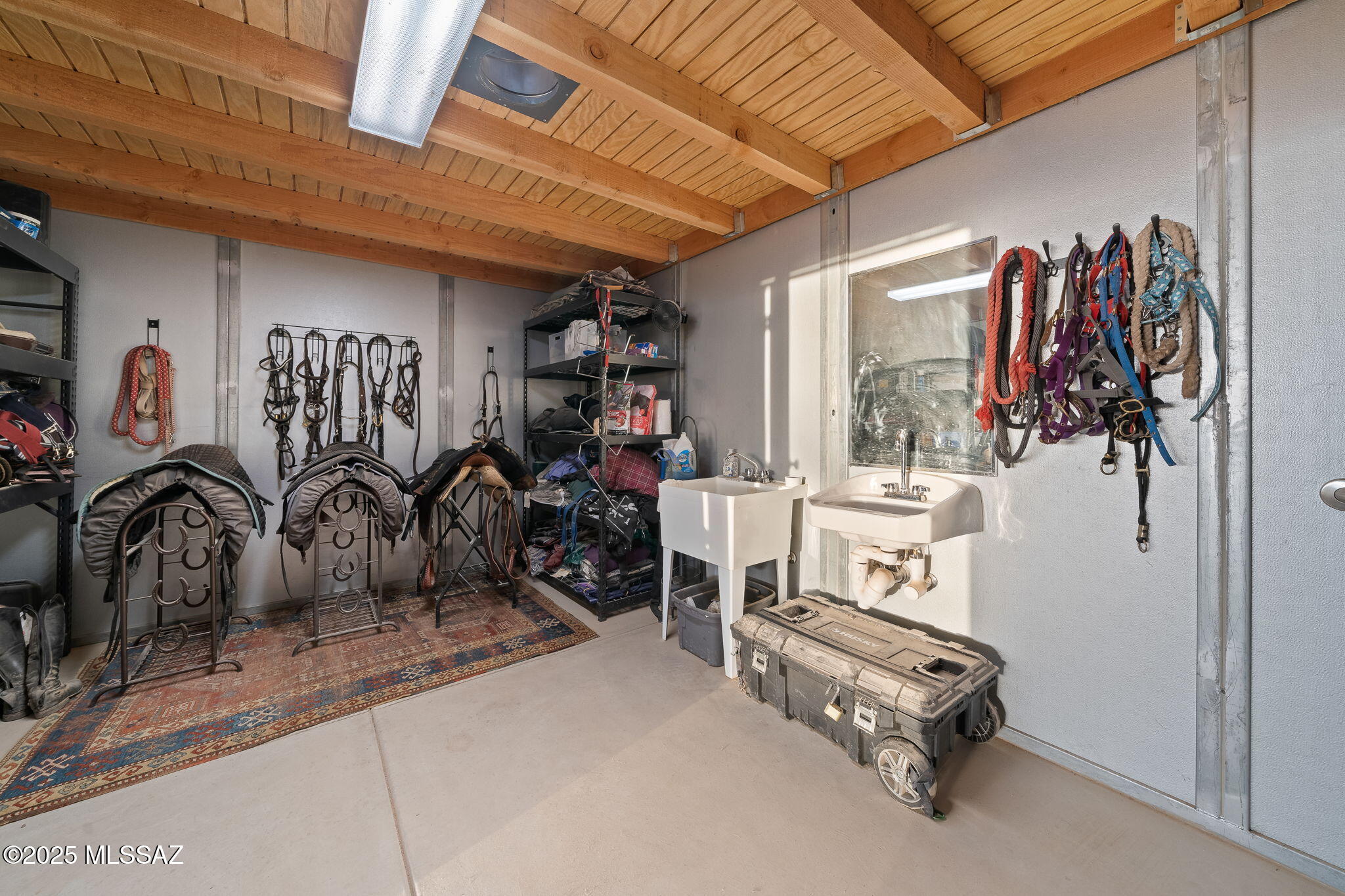 La Cholla Airpark - Residential