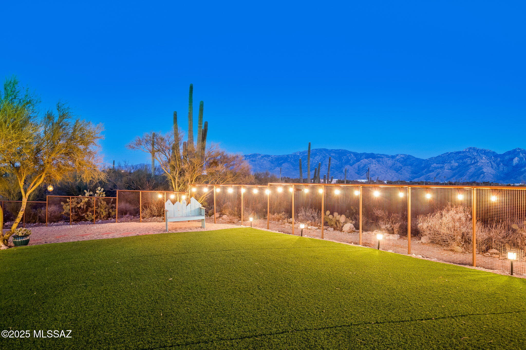 La Cholla Airpark - Residential
