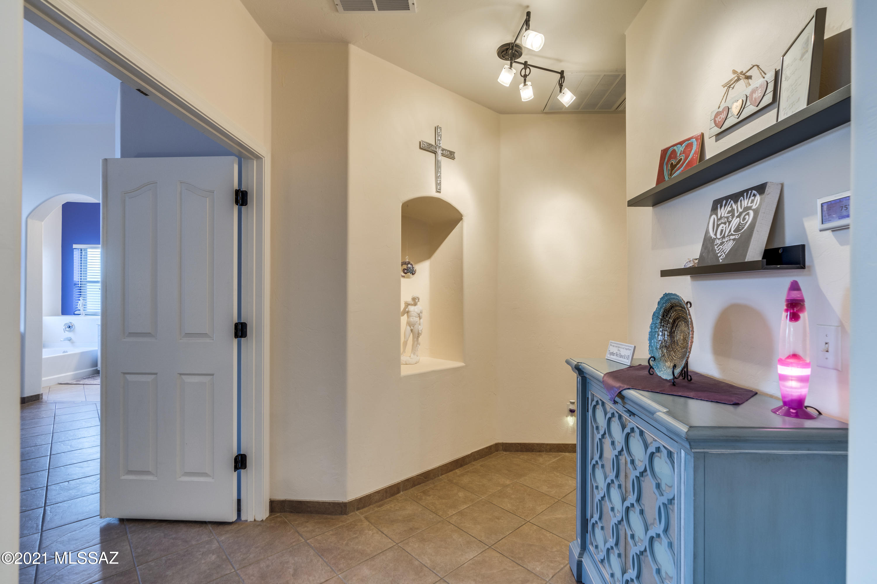 Silverbell Place (1-153) - Residential