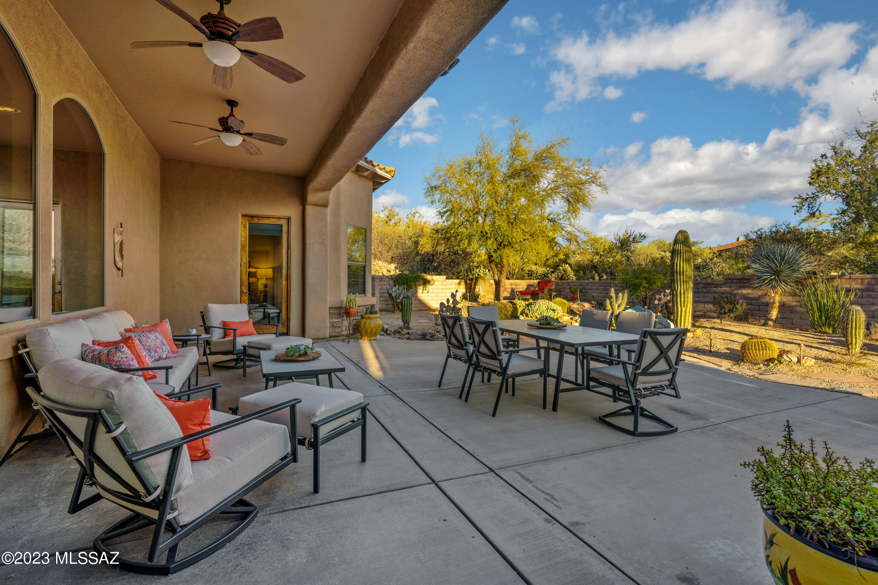 Dos Lagos at Dove Mountain (1-91) - Residential