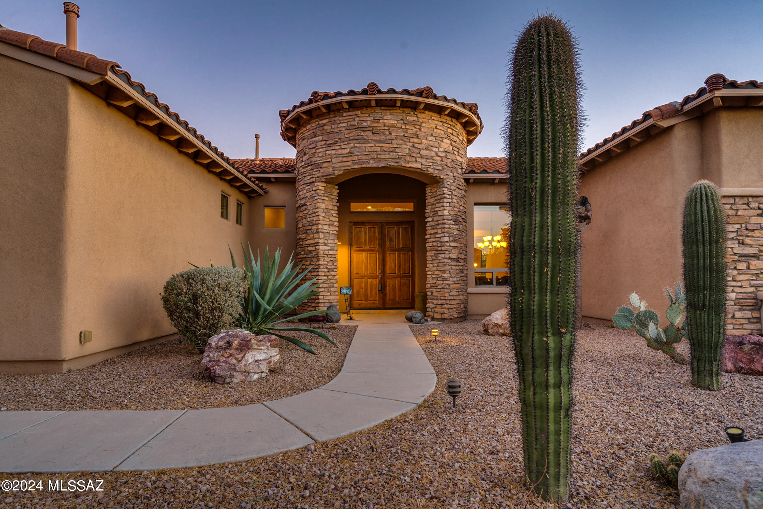 Dos Lagos at Dove Mountain (1-91) - Residential