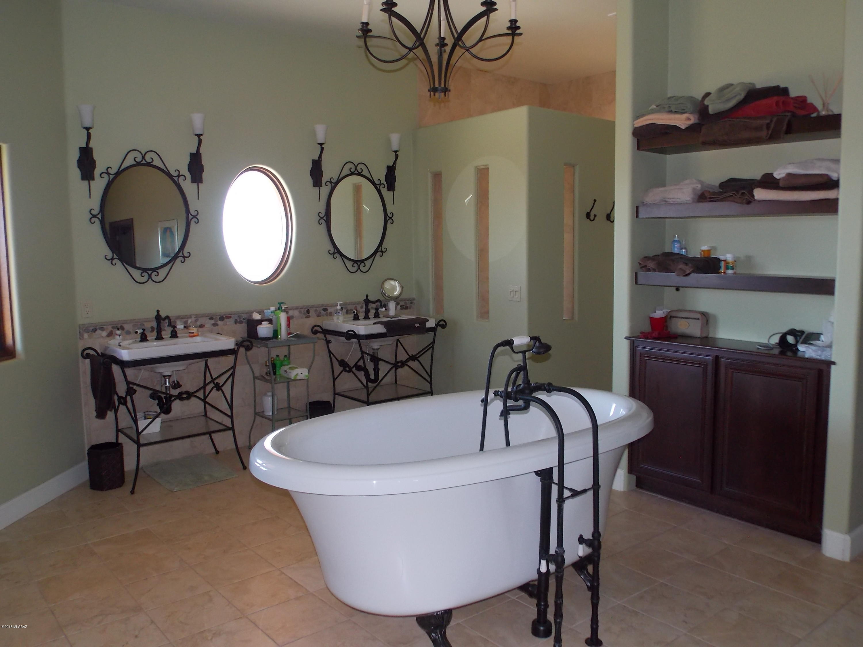 High Lonesome Ranch Estates - Residential
