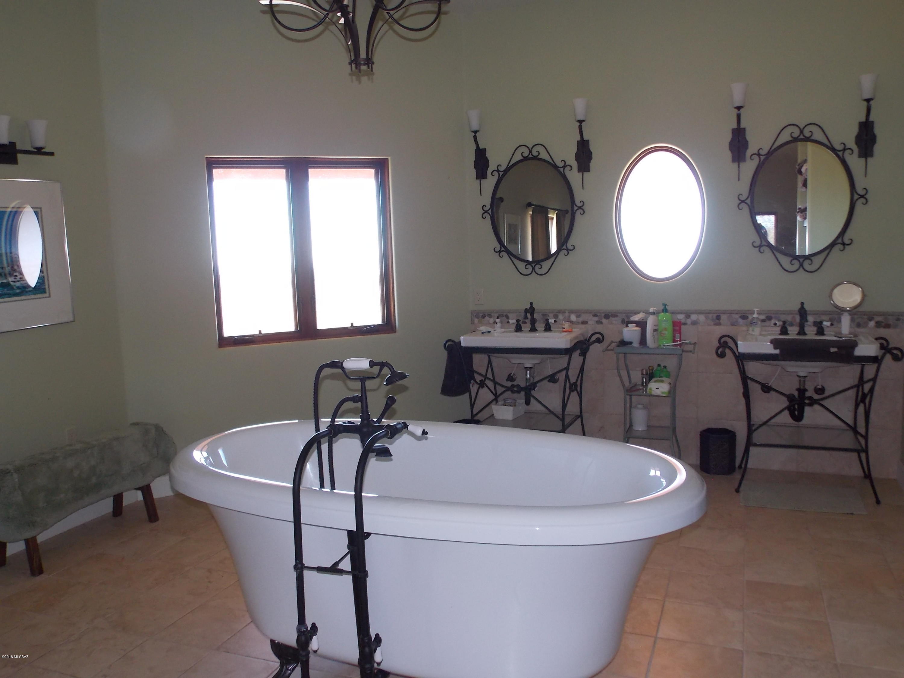 High Lonesome Ranch Estates - Residential