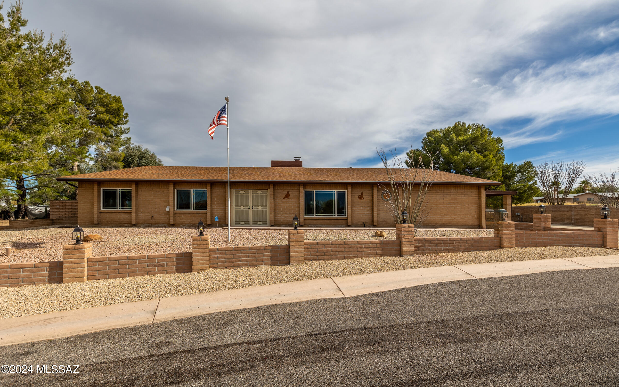 Located on a generous lot, pride of ownership abounds in this immaculately maintained home. Freshly painted interior with newly remodeled kitchen and baths it is ready for its new owner!  With no neighbors directly behind and unobstructed mountain views, the setting offers a sense of openness and tranquility.  And no HOA,  3 garage spaces, two oversized carport spaces an amazing workshop that is heated and cooled with 100 AMP service, this could be the perfect place for any number of hobbyists.  There is RV parking with electricity and water. NEW QUARTZ KITCHEN SURFACES TO BE INSTALLED ON 2/15! Located in the acclaimed Vail School District with easy access to Raytheon, Tech Park & Airport.  Nearby Southern Arizona Wineries and the Arizona Trail offer amazing day trips.  Welcome ho