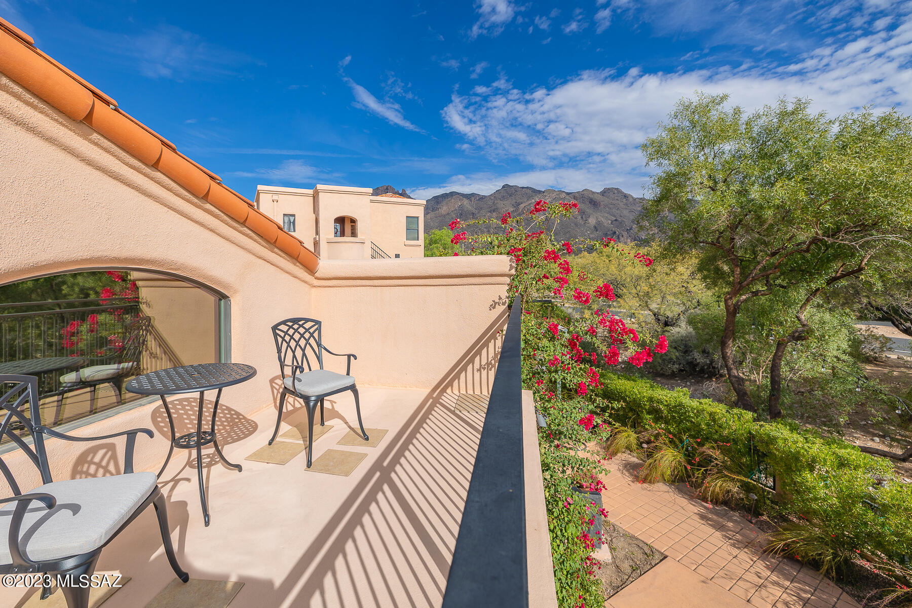 Paloma Del Sol (1-50) - Residential