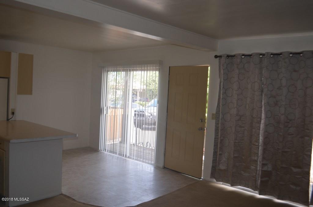 Las Placitas Townhouses - Residential Lease