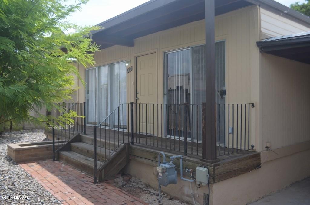 Las Placitas Townhouses - Residential Lease