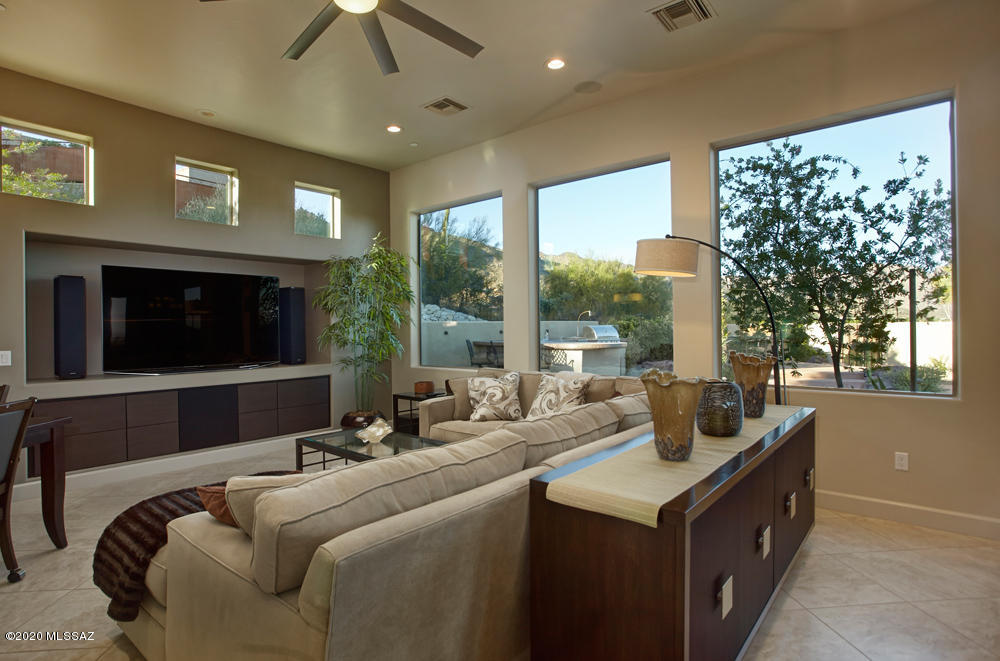 Whaleback Ridge Estates at Ventana Canyon (1-30) - Residential