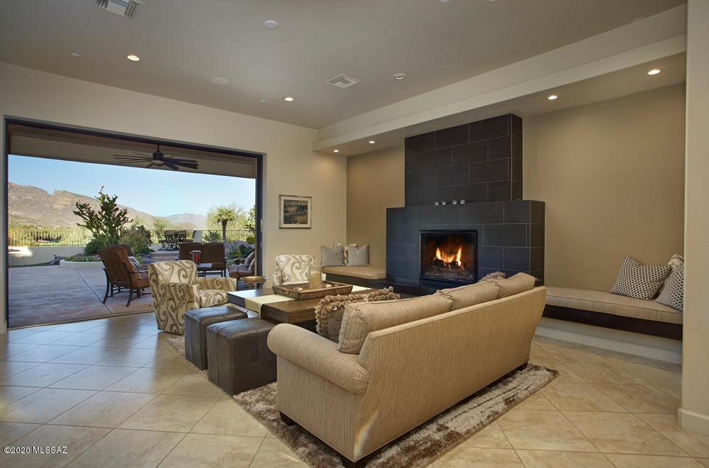 Whaleback Ridge Estates at Ventana Canyon (1-30) - Residential