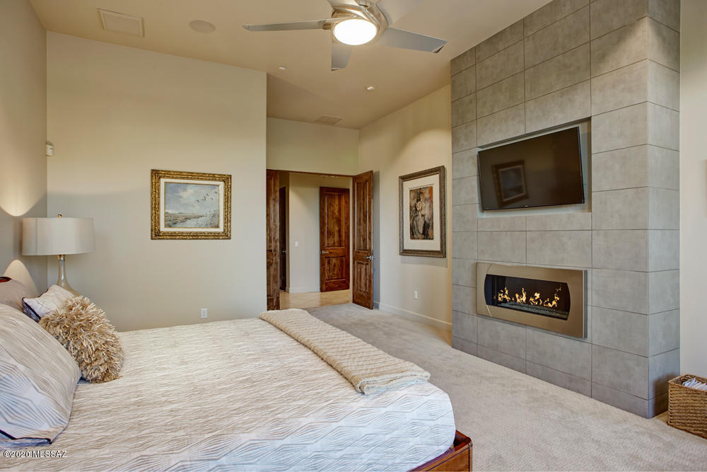 Whaleback Ridge Estates at Ventana Canyon (1-30) - Residential