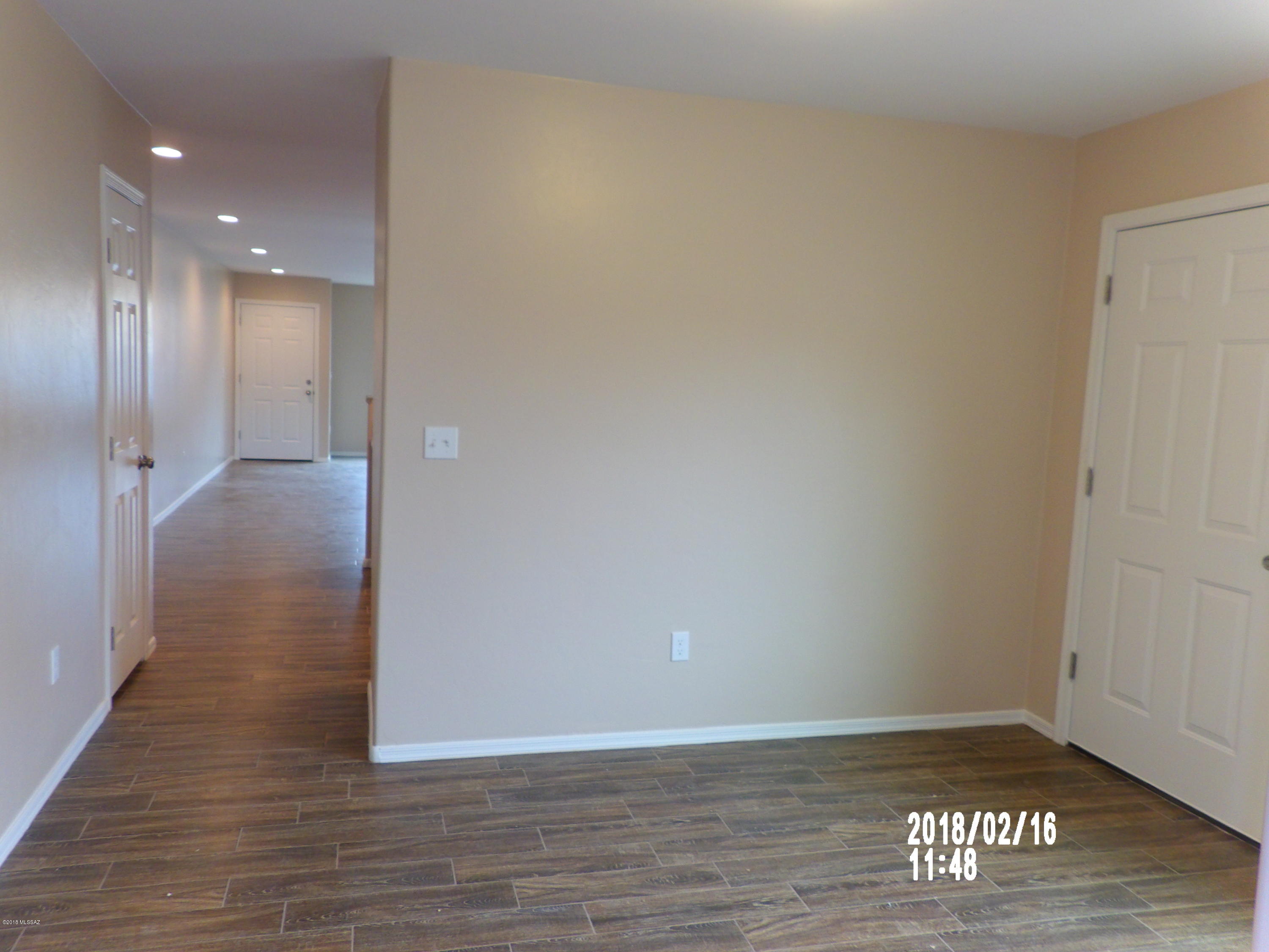 Mountain Manor View - Residential