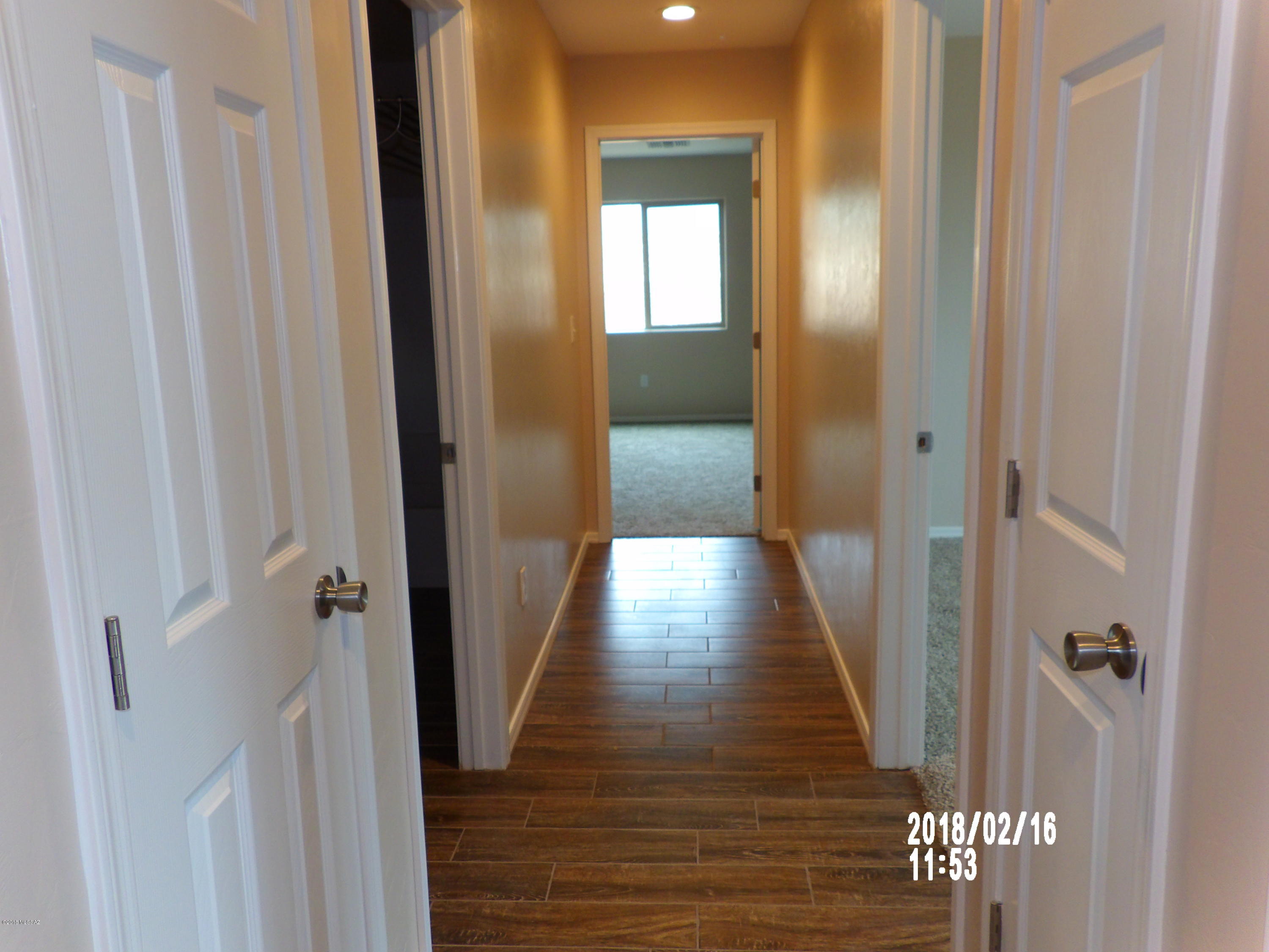 Mountain Manor View - Residential